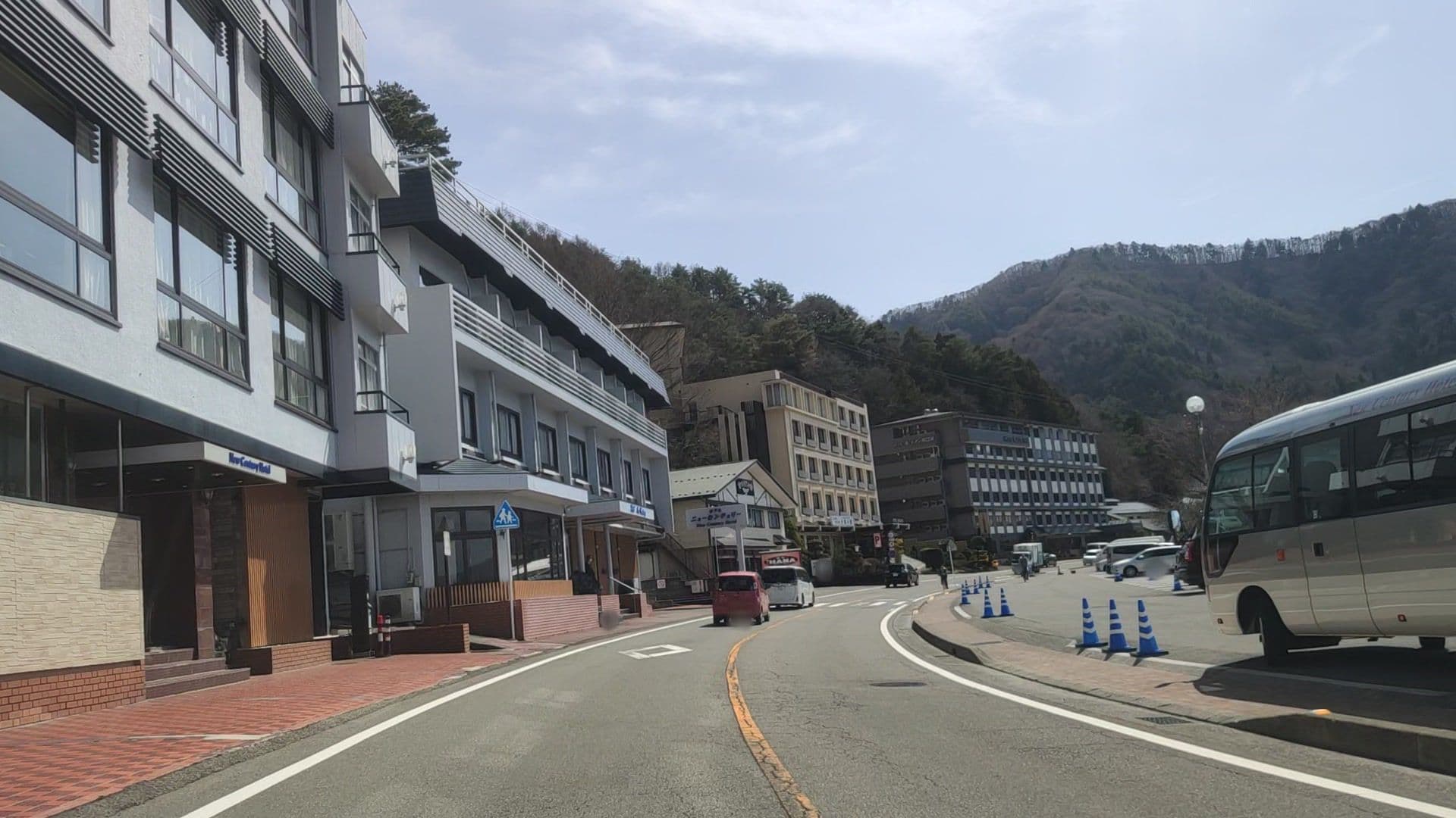 Street view near ホテルニューセンチュリー, Onuma — © drivephotograph (CC BY-SA · Mapillary)