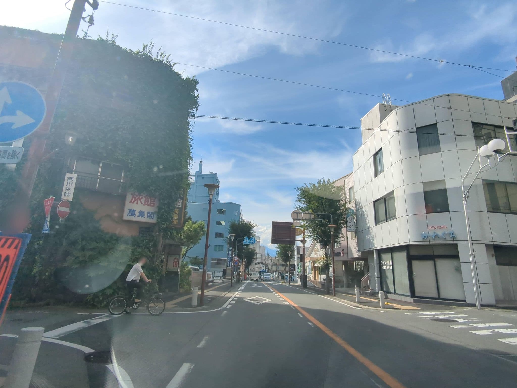 Street view near 萬集閣, Kofu — © gc27 (CC BY-SA · Mapillary)