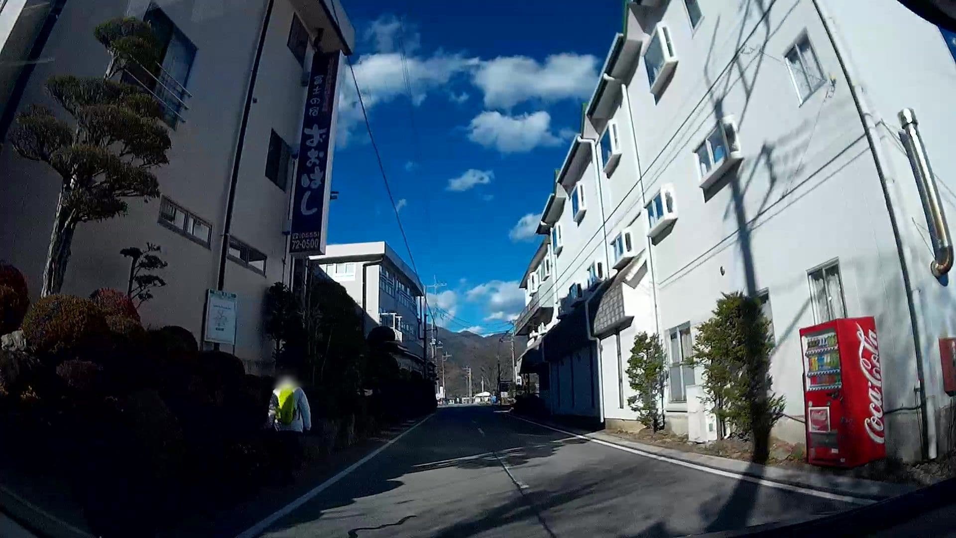 Street view near 富士の宿 おおはし, Narusawa — © caesium (CC BY-SA · Mapillary)