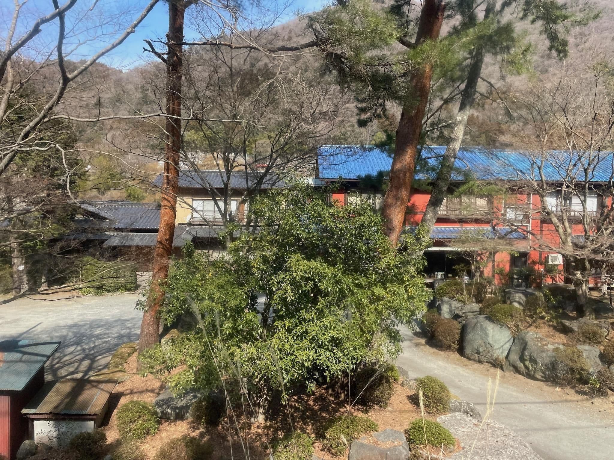 Street view near 梅ぞ乃旅館, Iitomi — © musashino5 (CC BY-SA · Mapillary)