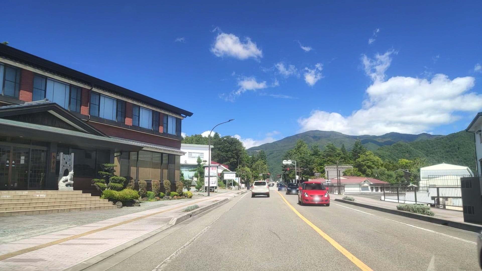 Street view near 梨宮温泉, Narusawa — © drivephotograph (CC BY-SA · Mapillary)