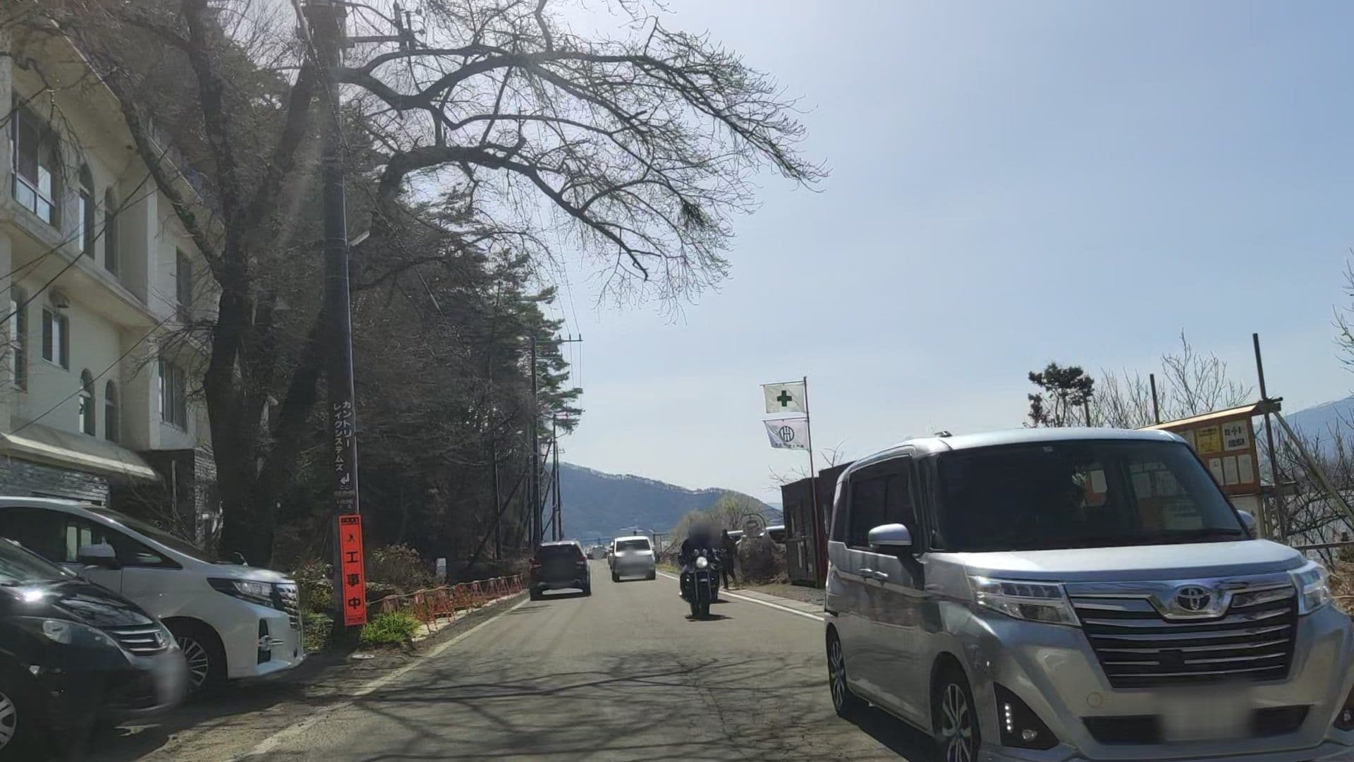 Street view near ウィルダネス・パーク ロッヂ, Narusawa — © drivephotograph (CC BY-SA · Mapillary)