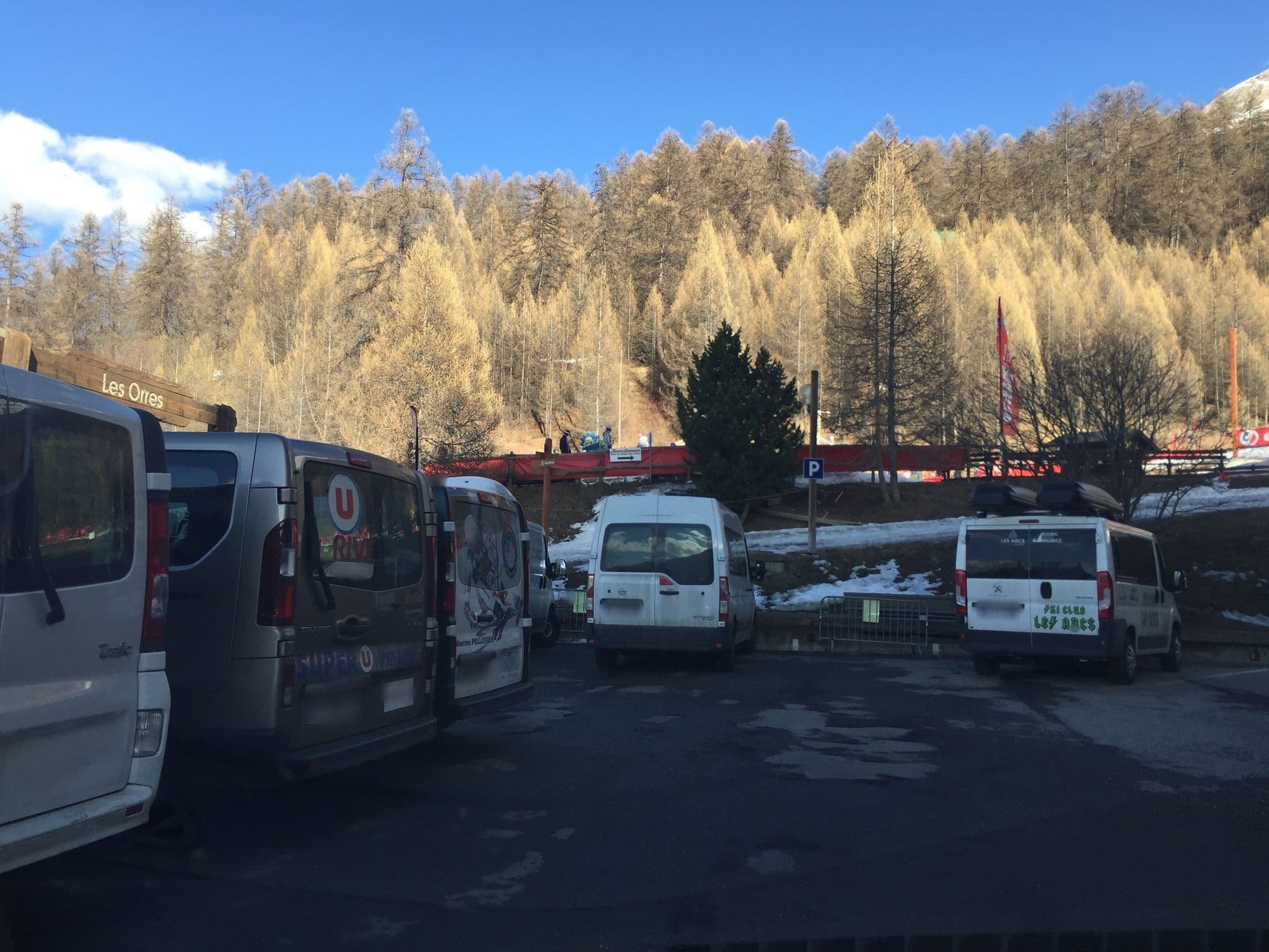 Street view near Le 1650, Embrun — © zimmy (CC BY-SA · Mapillary)