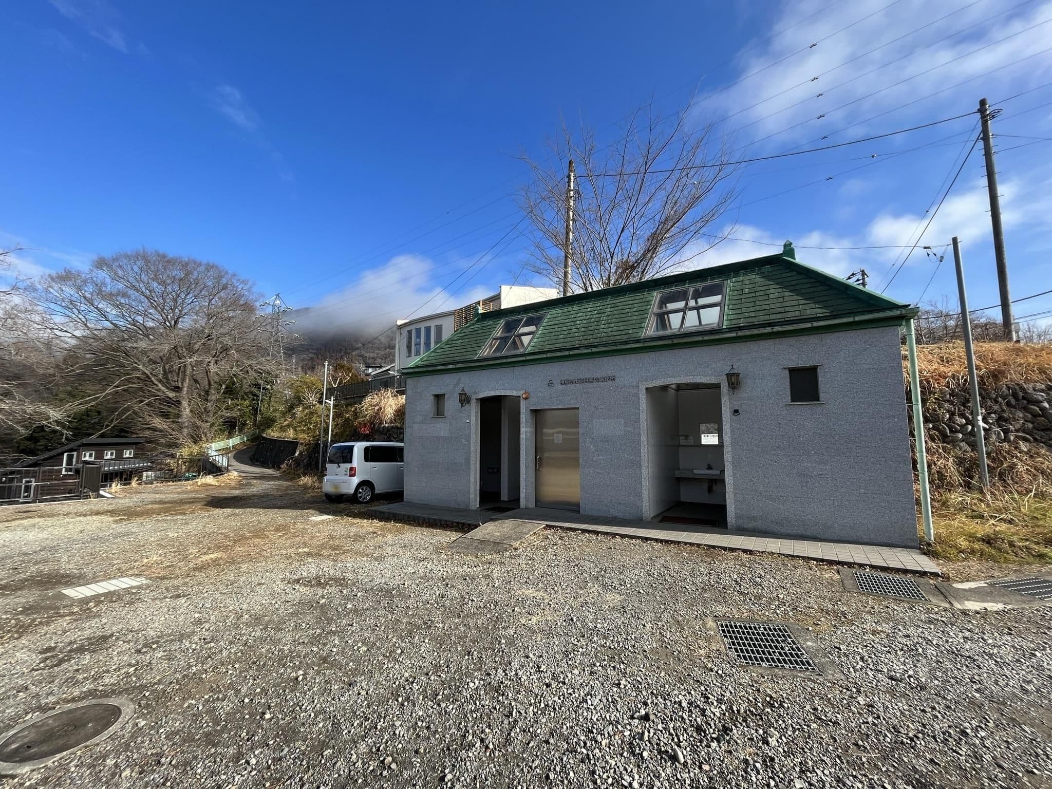 Street view near 藤家旅館, Uenohara — © mura (CC BY-SA · Mapillary)