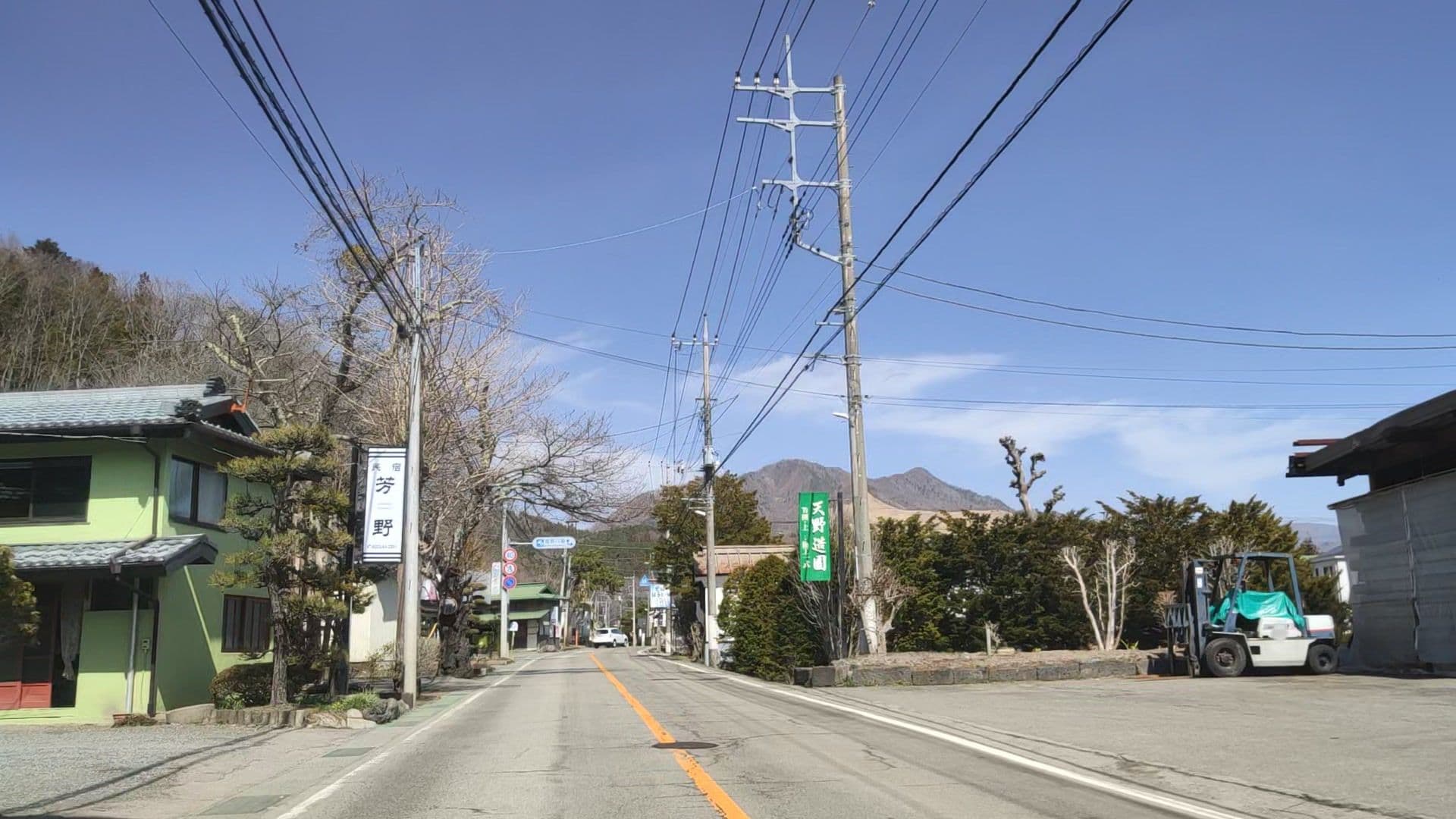 Street view near 芳野, Oshino — © drivephotograph (CC BY-SA · Mapillary)