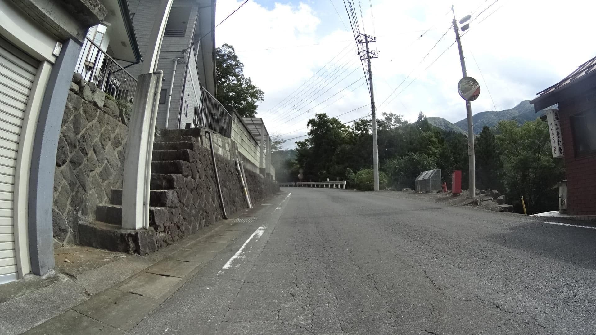 Street view near 中央館, Kotsubaki — © tmogi21a (CC BY-SA · Mapillary)