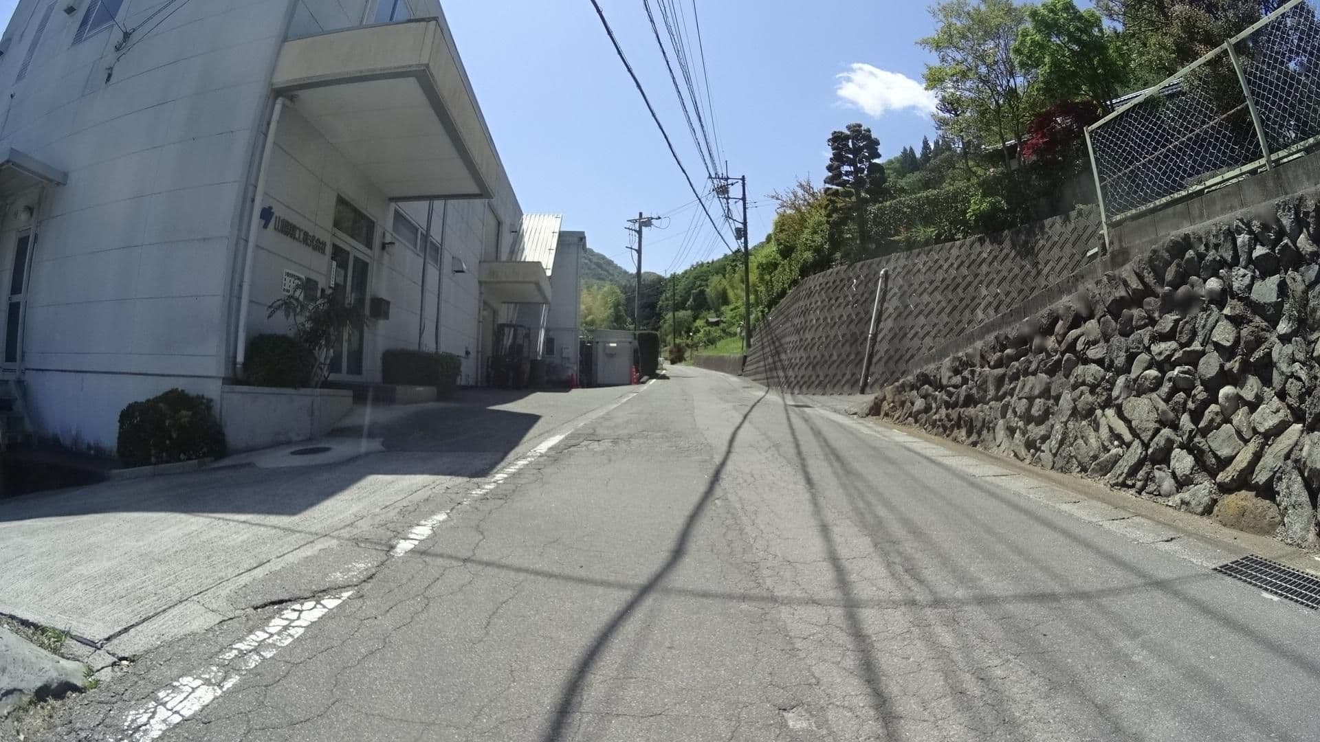 Street view near 梅乃家, Ōtsuki — © tmogi21a (CC BY-SA · Mapillary)