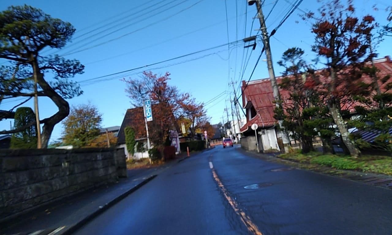 Street view near 富士山本七合目鳥居荘, Oshino — © yasunari (CC BY-SA · Mapillary)