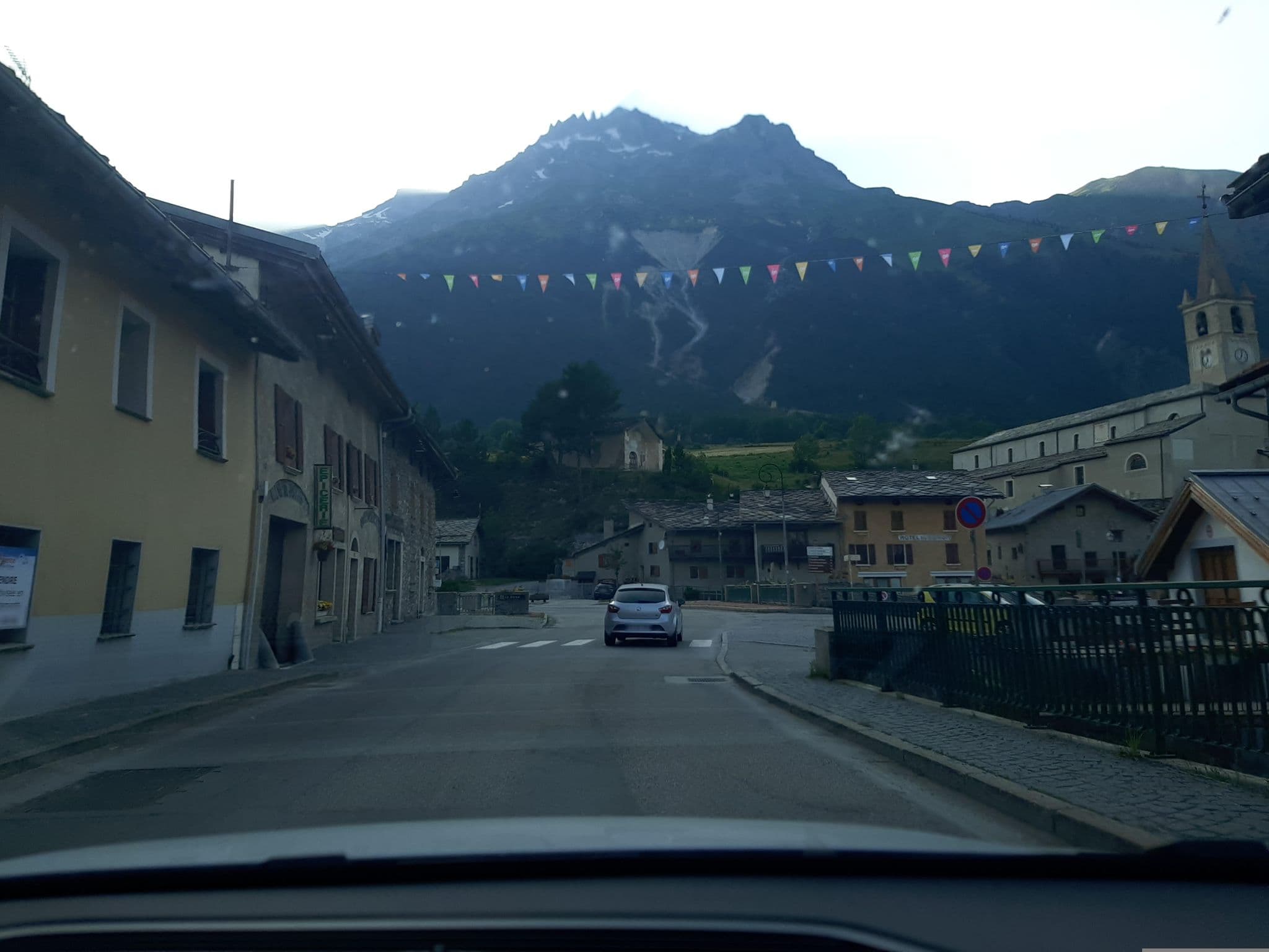 Street view near La Para, Modane — © alexmodesto73 (CC BY-SA · Mapillary)