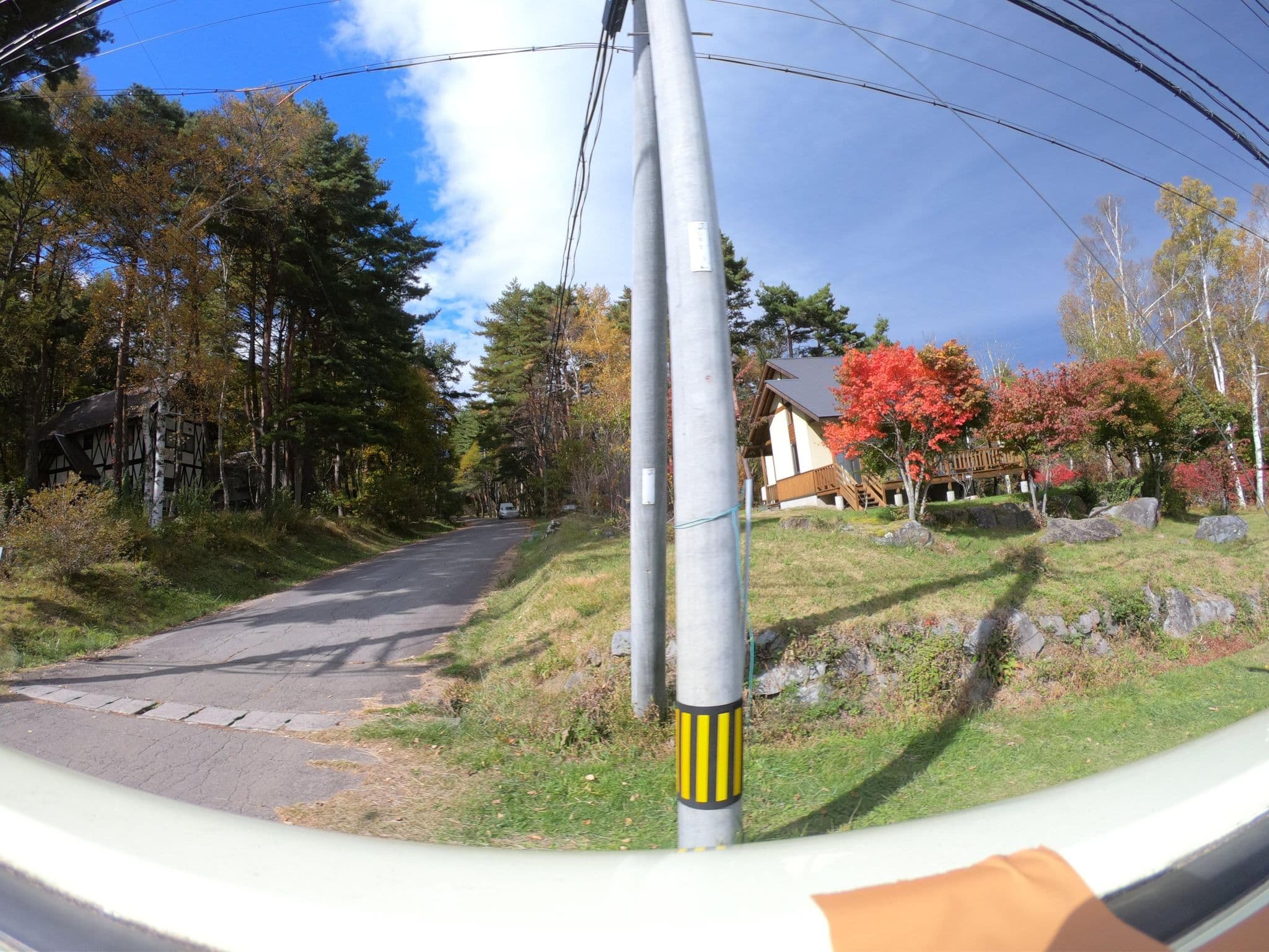 Street view near ロッジこまくさ, Koumibara — © 24dakenlo (CC BY-SA · Mapillary)