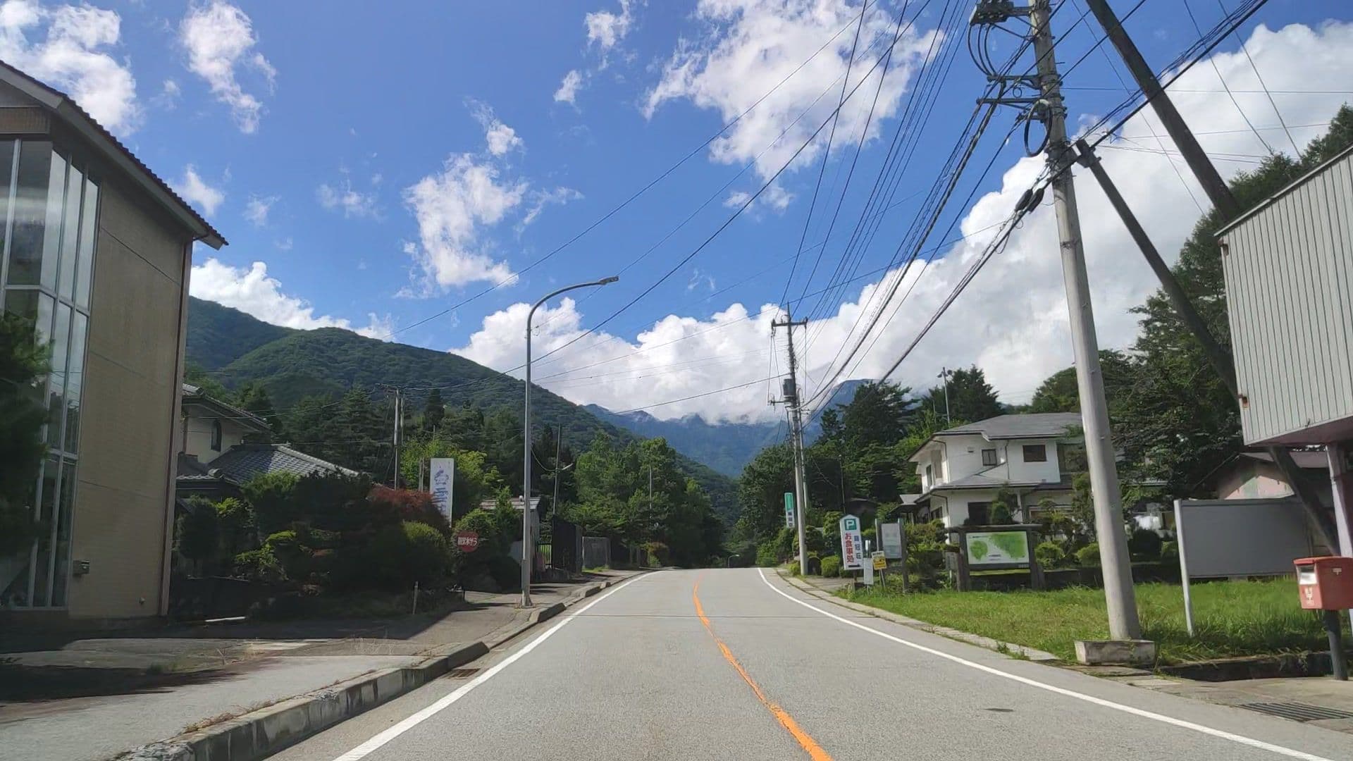 Street view near リゾートハウス鶏冠荘, Kōshū — © drivephotograph (CC BY-SA · Mapillary)