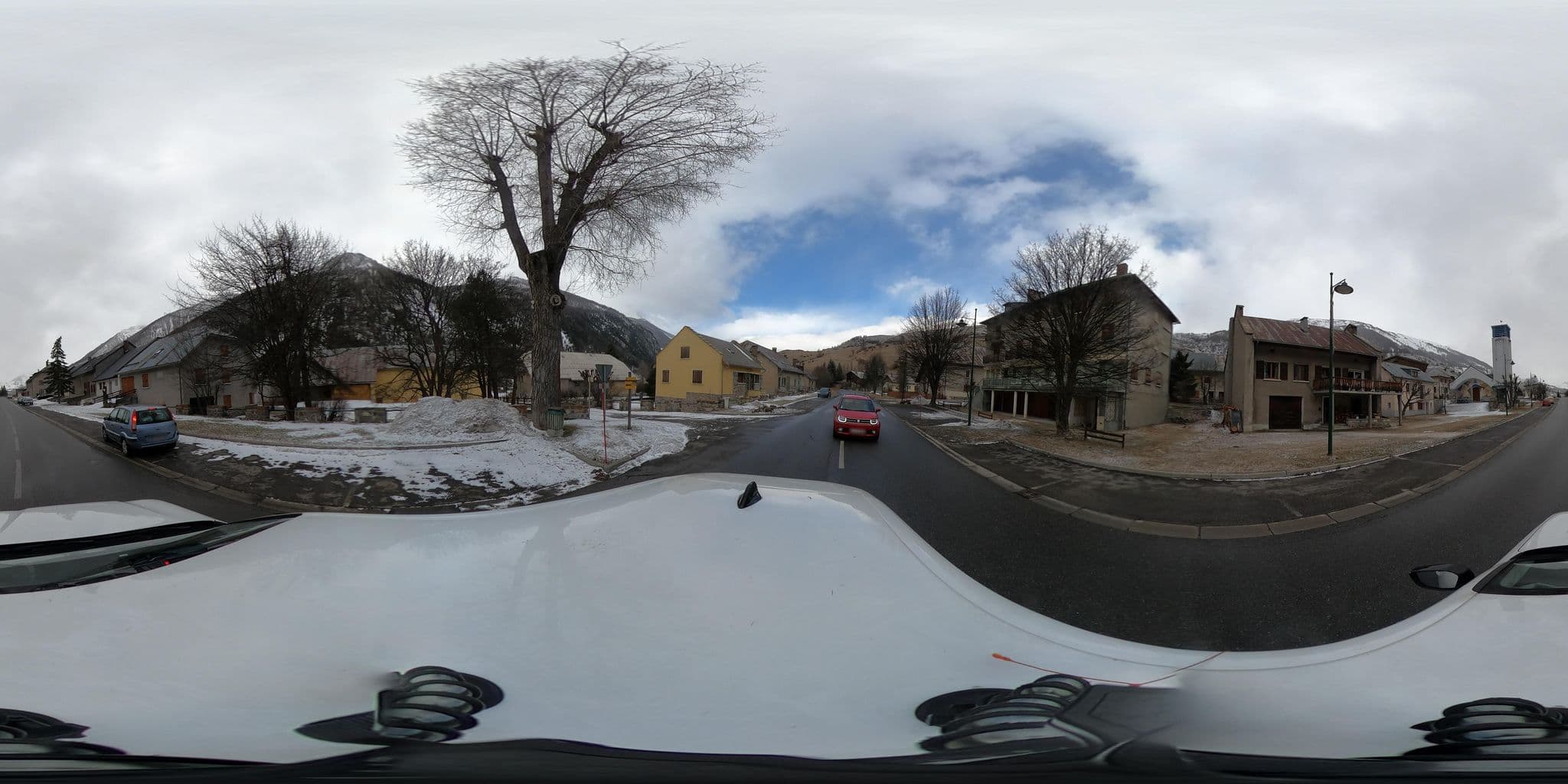 Street view near Hôtel de la Paix, Jausiers — © arteragence (CC BY-SA · Mapillary)
