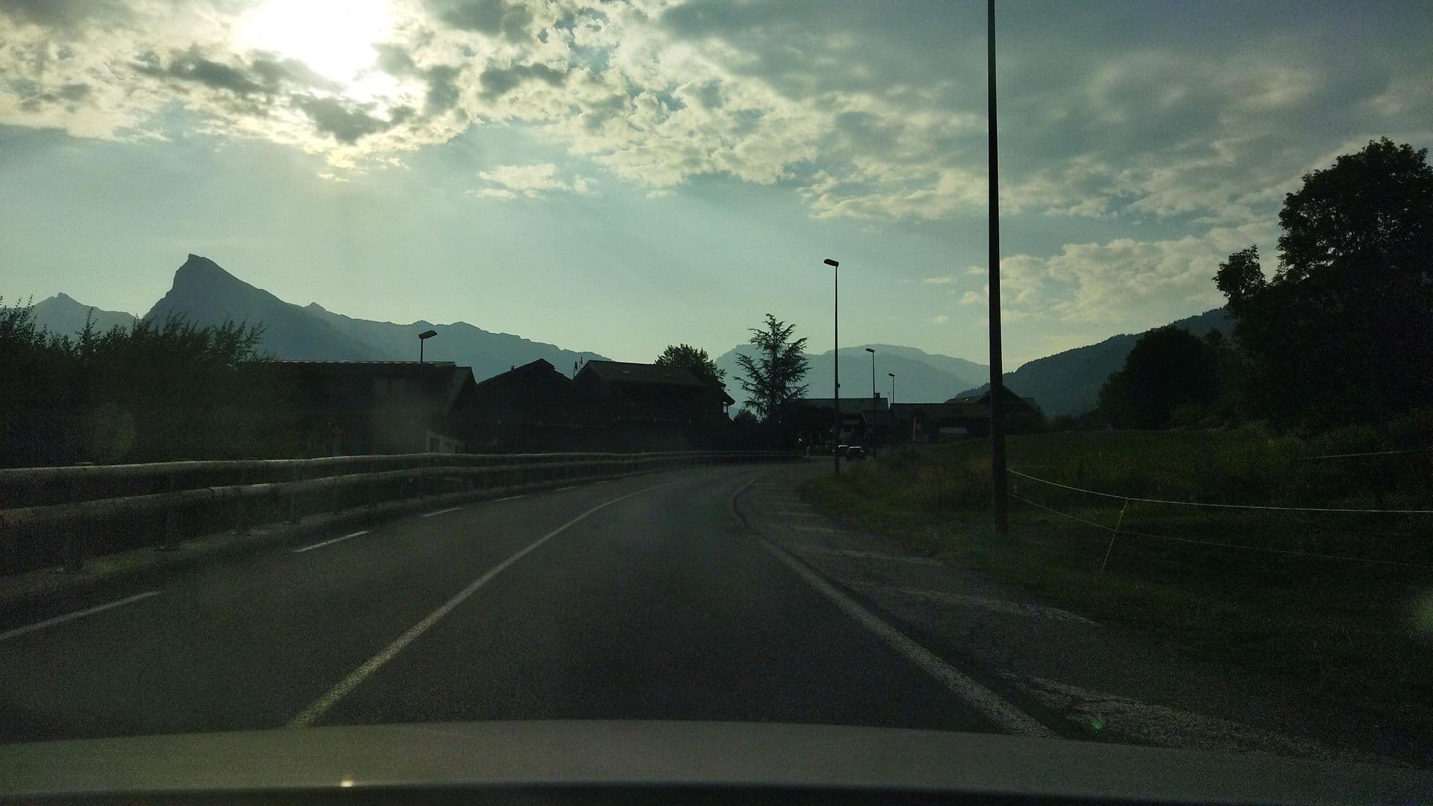 Street view near Vacancéoles Grand Massif, Samoëns — © QLFM (CC BY-SA · Mapillary)
