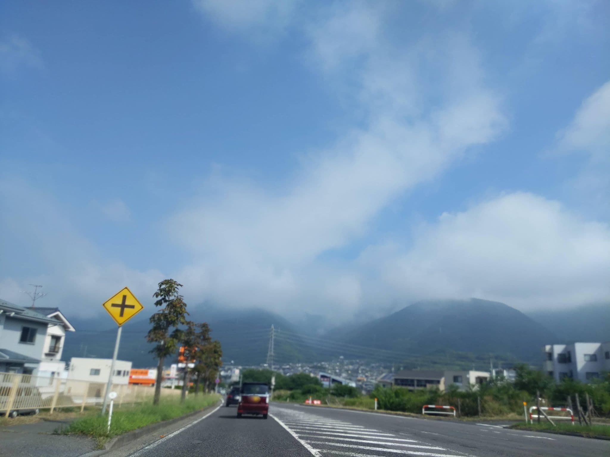 Street view near ビジネス上田インター 松笠, Ueda — © komoronokaze (CC BY-SA · Mapillary)