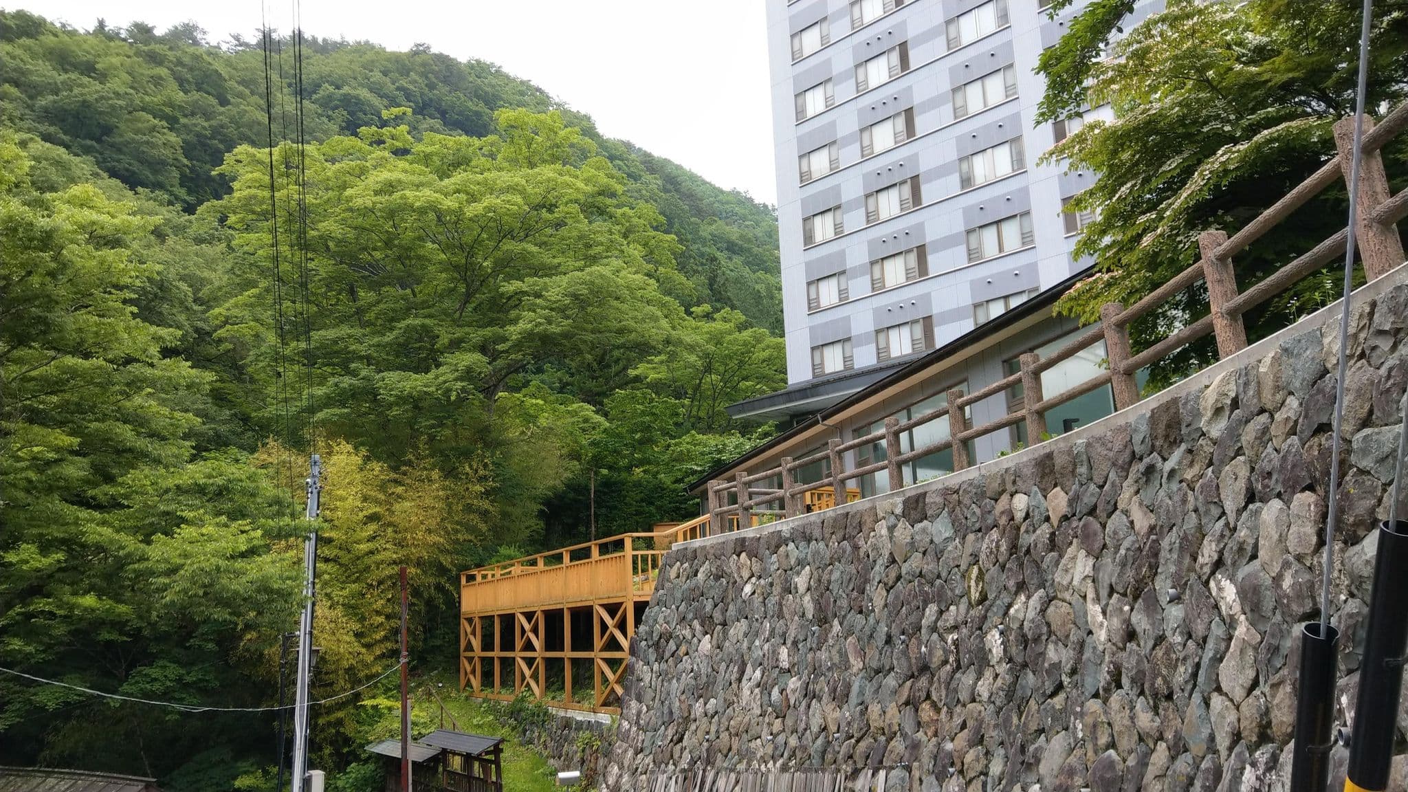 Street view near 信州鹿教湯温泉 中村旅館, Aoki — © komoronokaze (CC BY-SA · Mapillary)