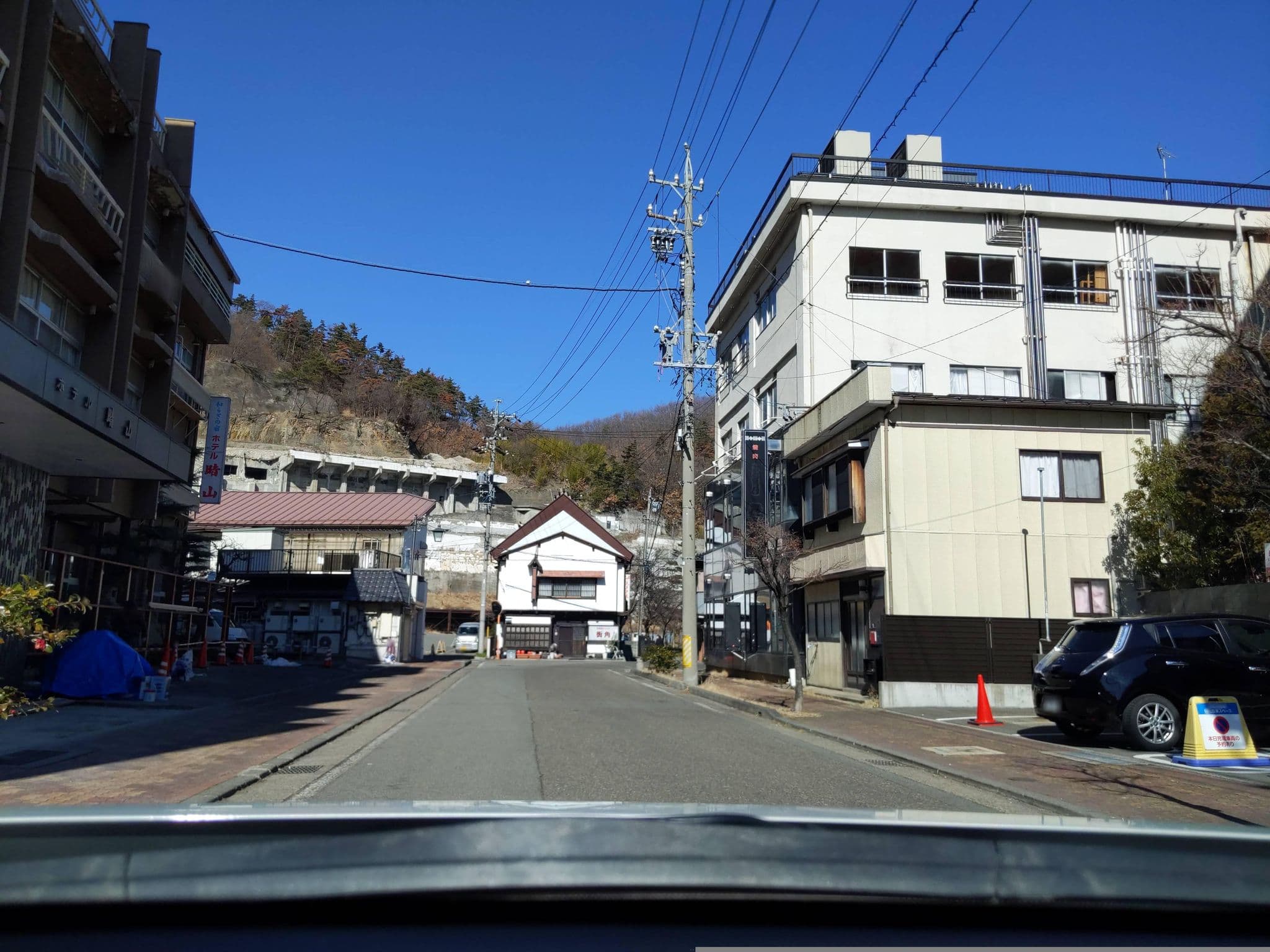 Street view near ホテルルートイン上山田温泉, Sakaki — © komoronokaze (CC BY-SA · Mapillary)