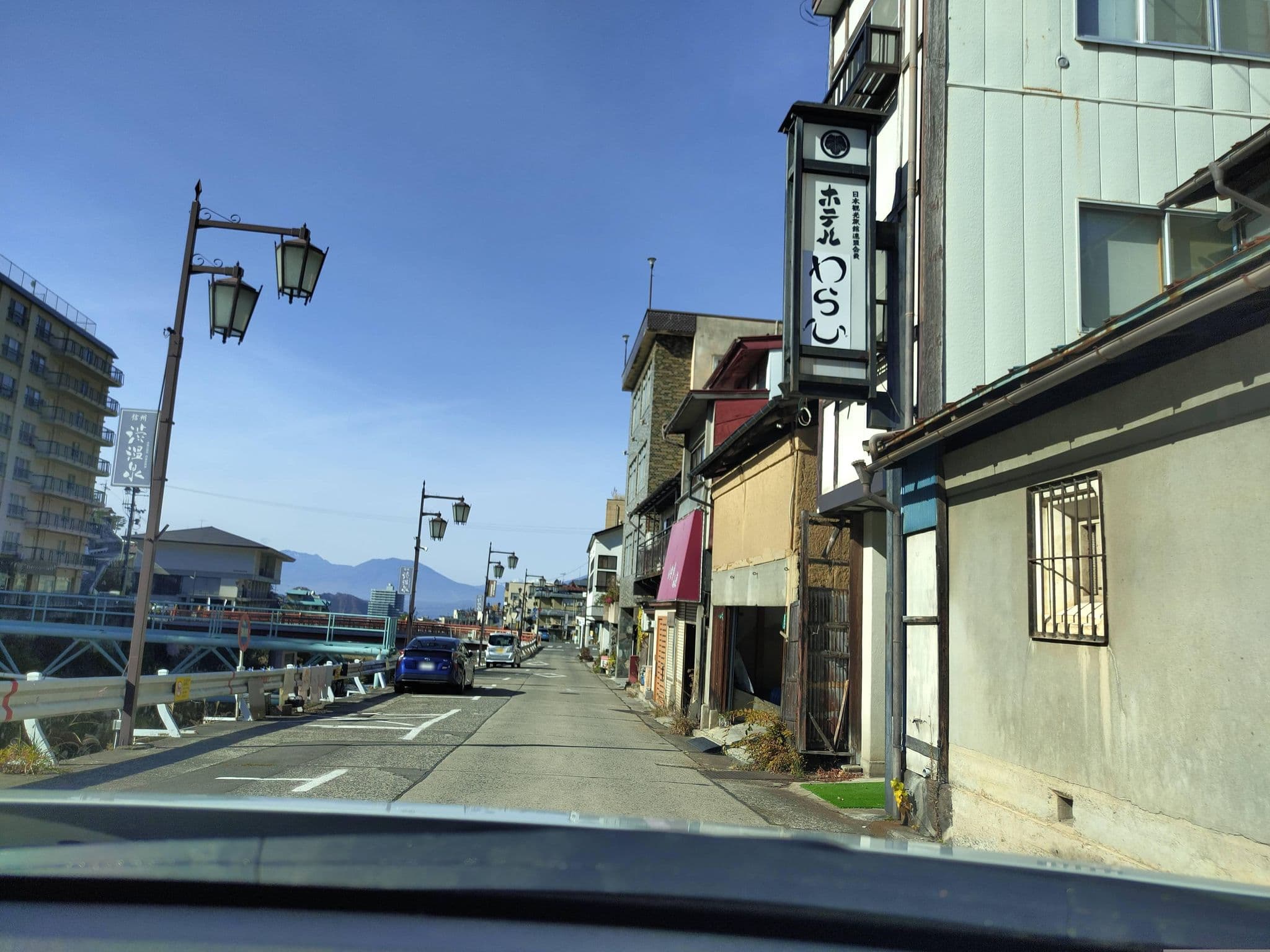 Street view near ホテルわらひ, Nakayama — © komoronokaze (CC BY-SA · Mapillary)