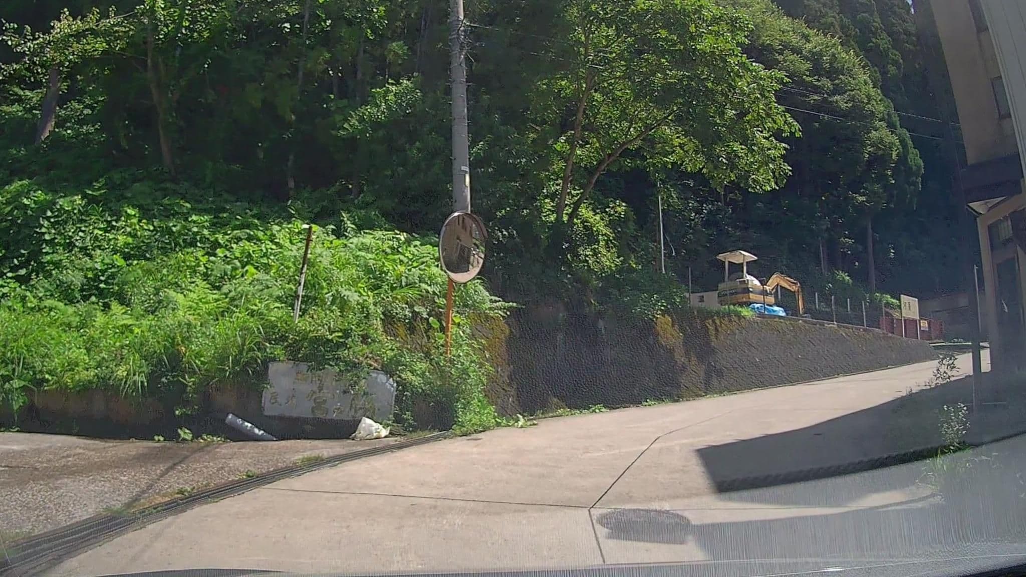 Street view near かにさわ荘, Kamikijima — © mzaki (CC BY-SA · Mapillary)