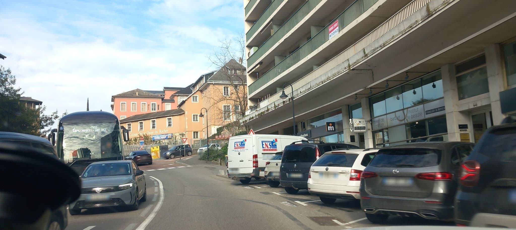 Street view near Hôtel Le Cinq, Chambéry — © MatthieuF4FNE (CC BY-SA · Mapillary)