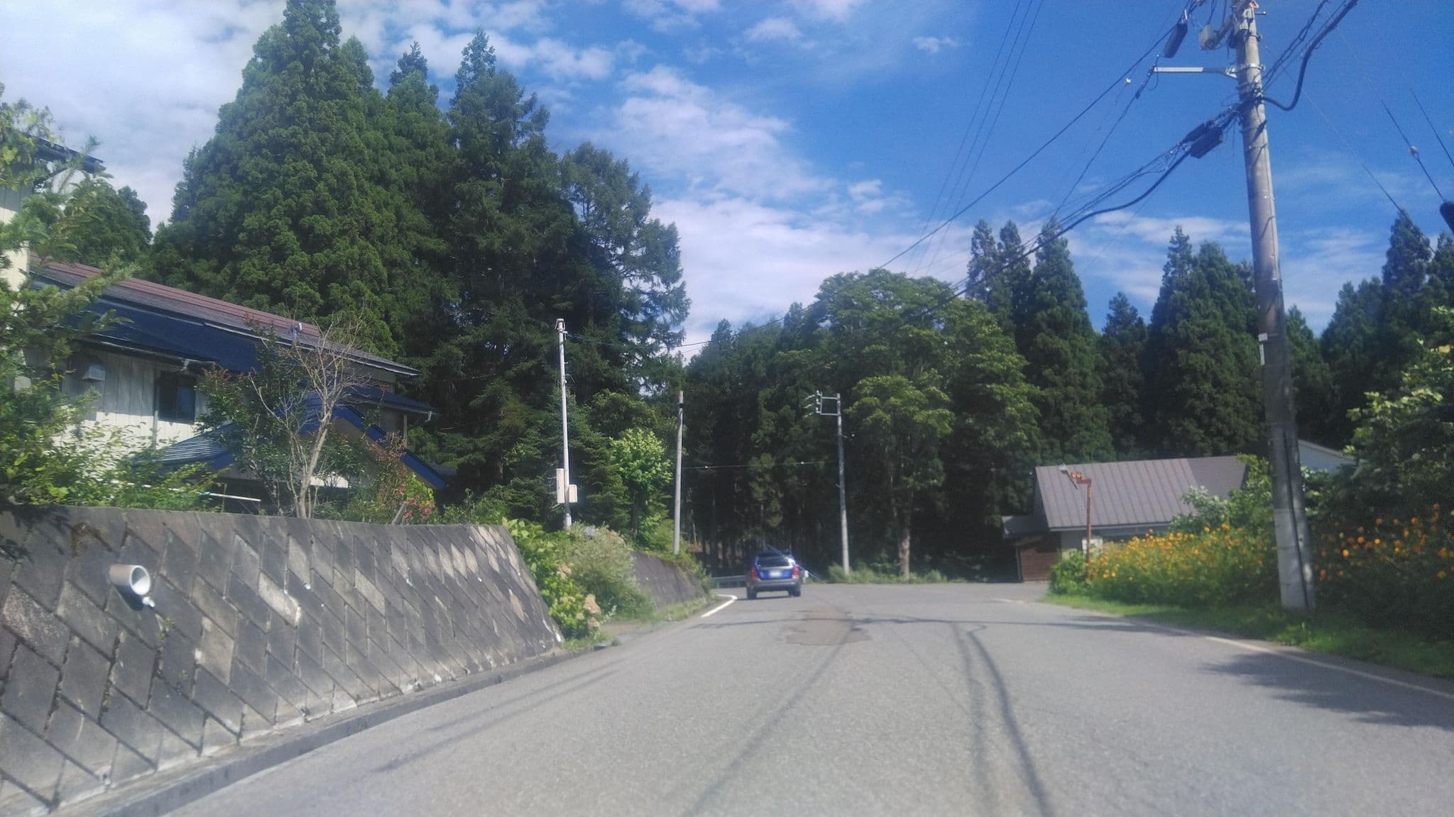 Street view near 松の樹荘, Kashiwabara — © kojiroucircle (CC BY-SA · Mapillary)