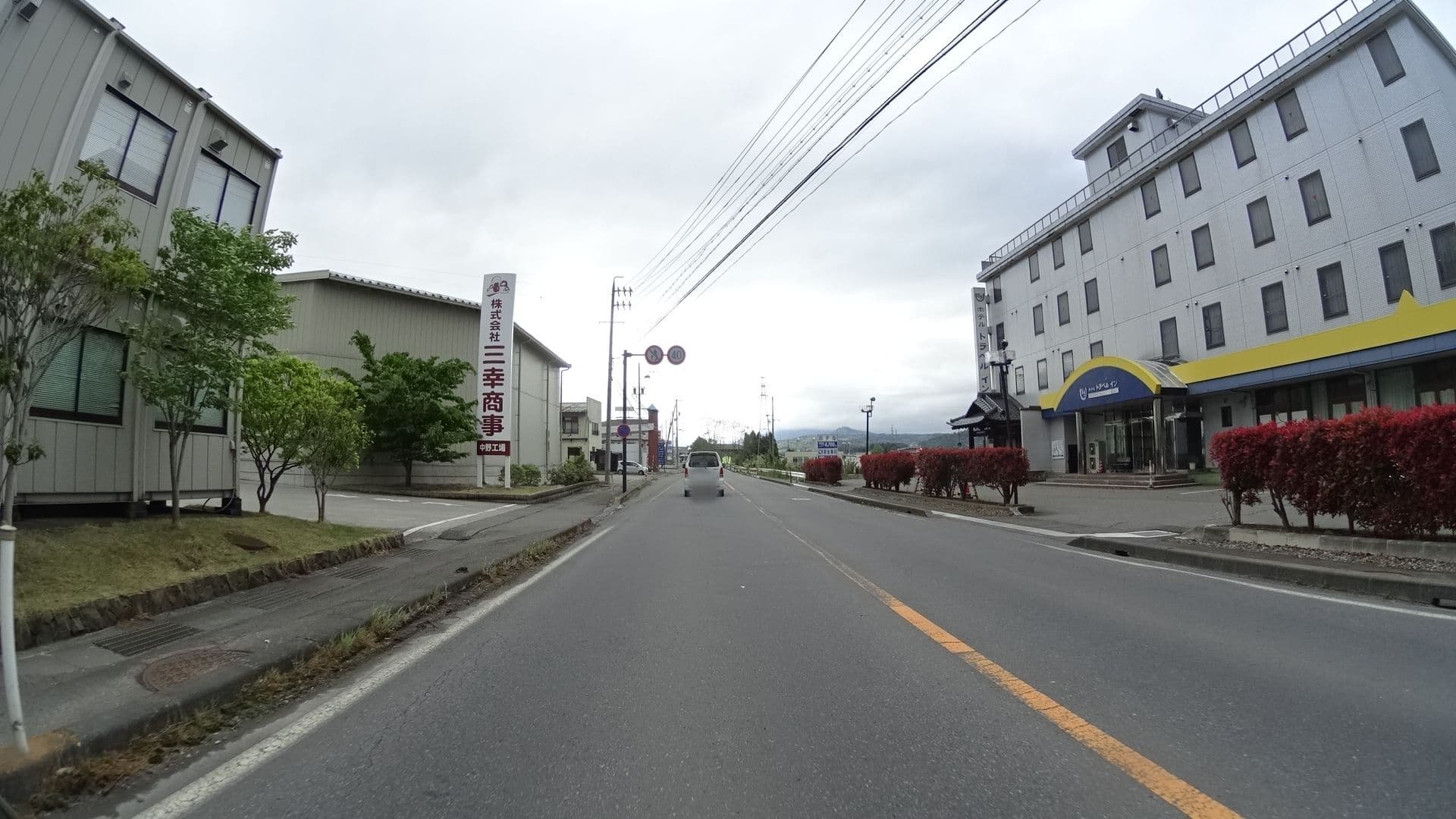 Street view near ホテル トラベルイン(HOTEL TRAVEL INN), Obuse — © yasunari (CC BY-SA · Mapillary)
