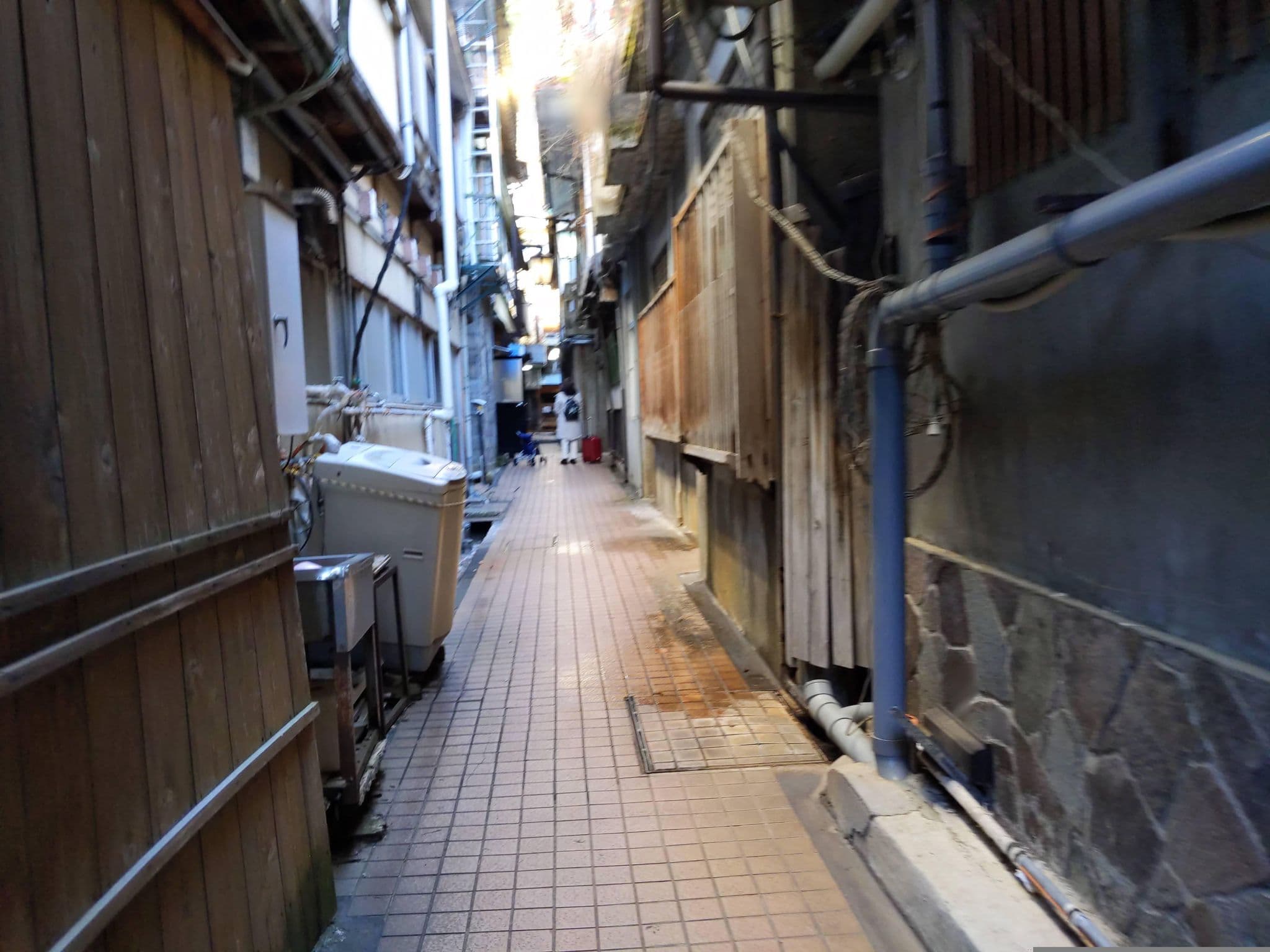 Street view near 金具屋, Nakayama — © komoronokaze (CC BY-SA · Mapillary)