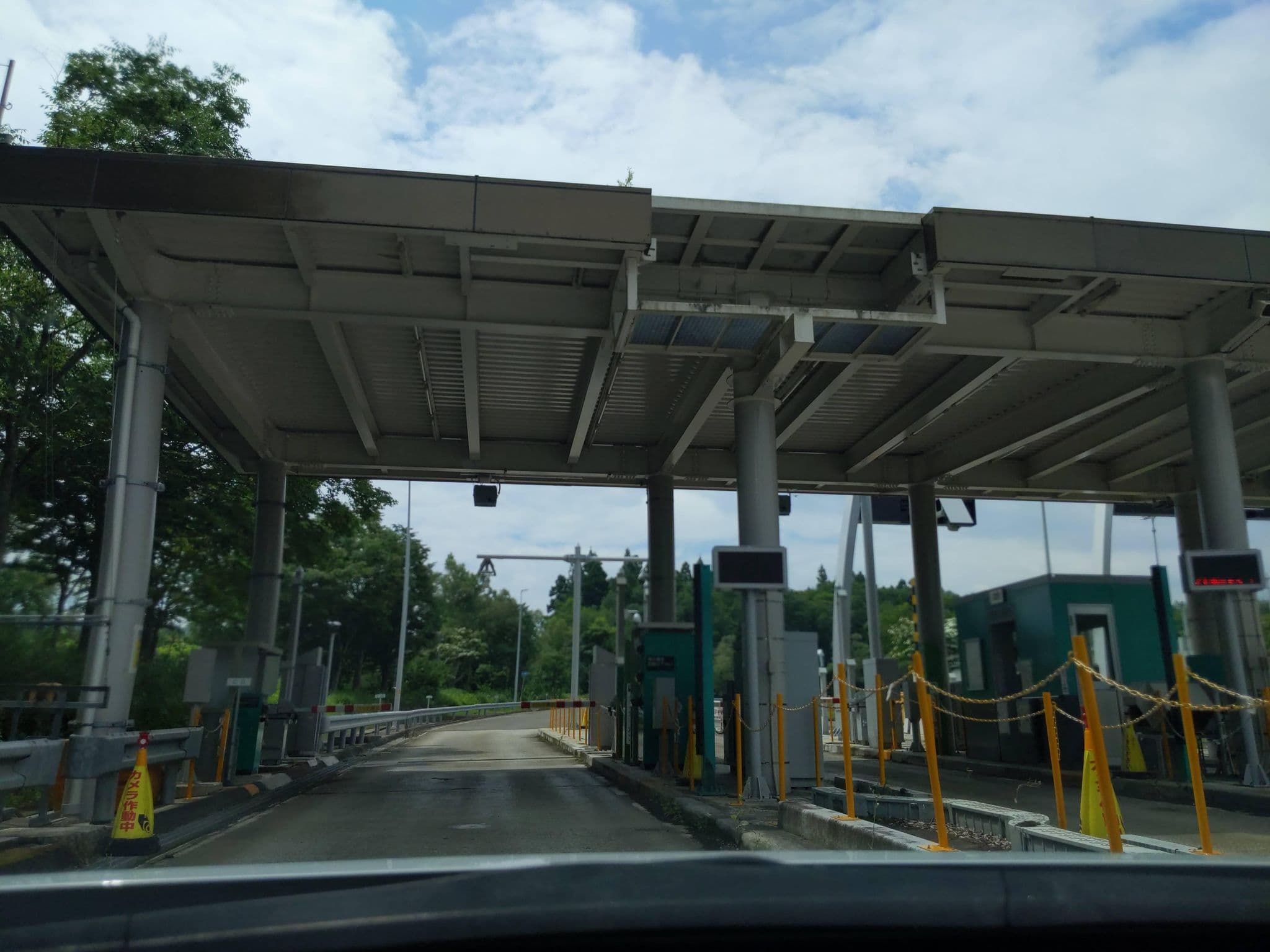 Street view near 菩提樹, Kashiwabara — © komoronokaze (CC BY-SA · Mapillary)