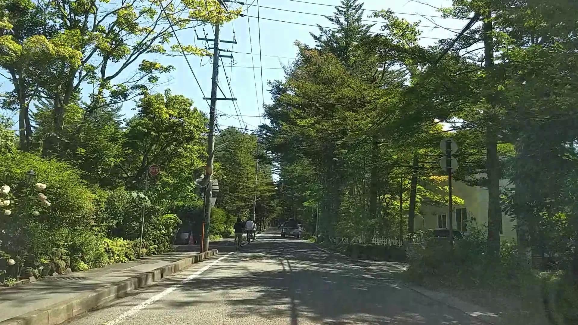 Street view near オテル・ドゥ 軽井沢ヴァルト, Karuizawa — © drivephotograph (CC BY-SA · Mapillary)