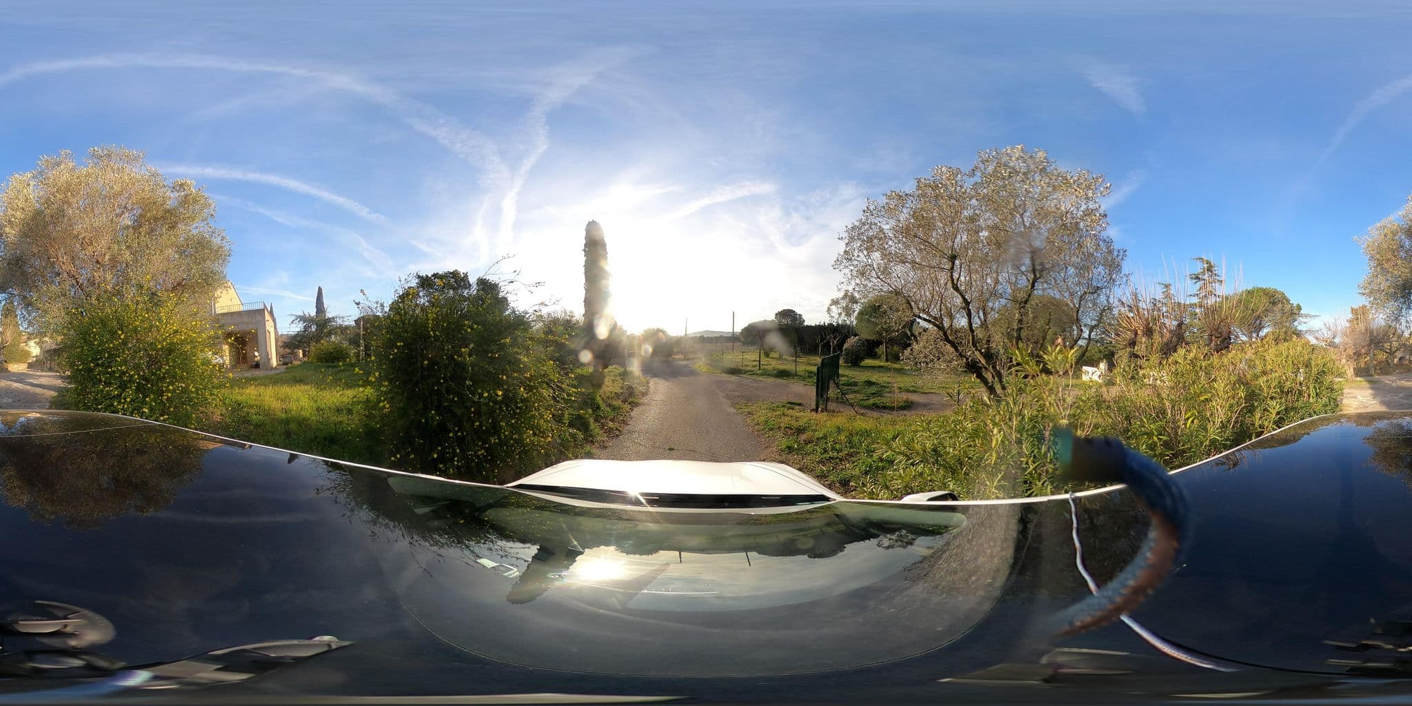 Street view near Gitês Ruru, Grimaud — © sogefi (CC BY-SA · Mapillary)