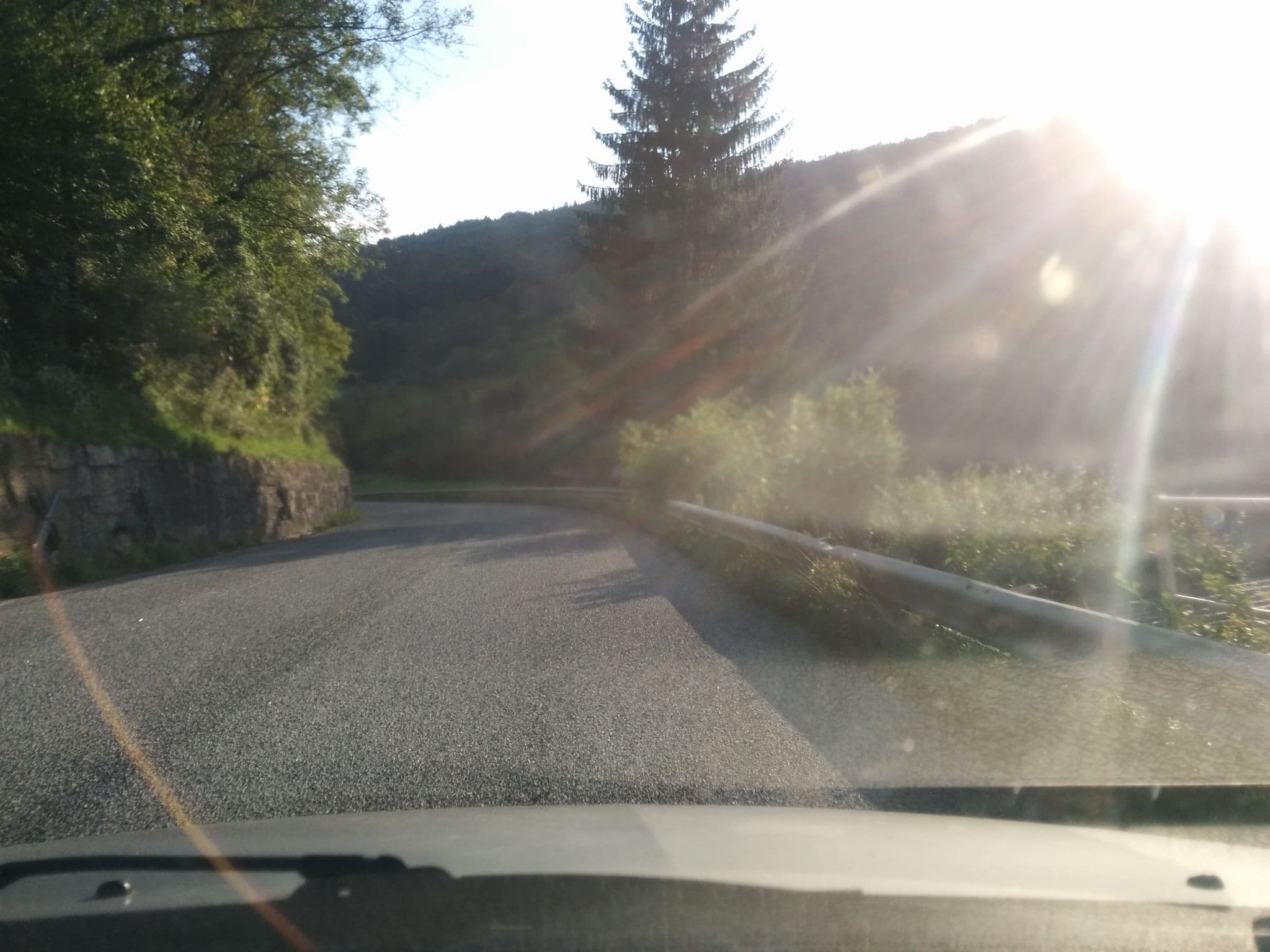 Street view near Auberge de Morge, Les Échelles — © dof (CC BY-SA · Mapillary)