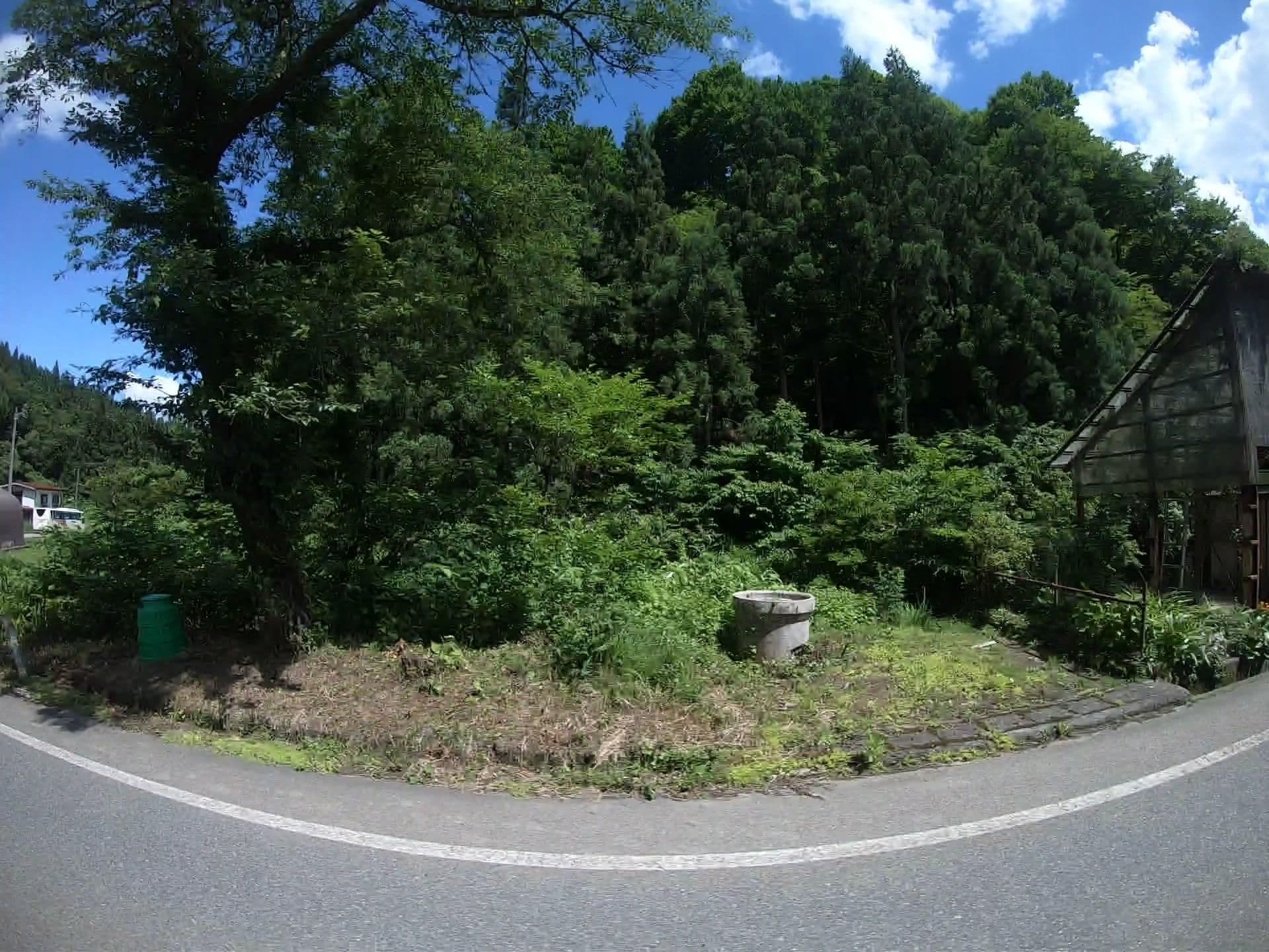 Street view near 湯元 中の湯, Shiozawa — © ribbon (CC BY-SA · Mapillary)