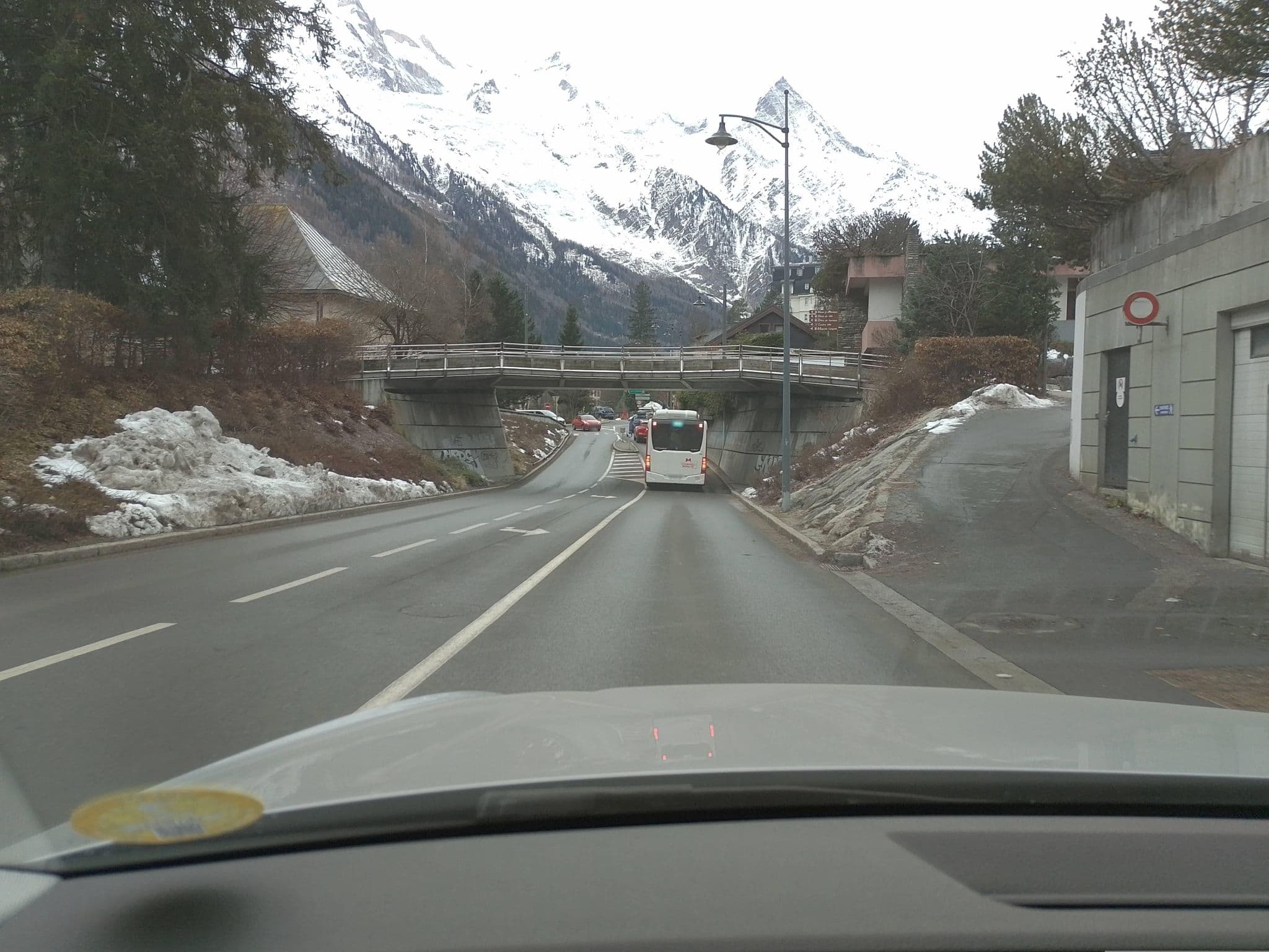Street view near Hôtel du Clocher, Chamonix-Mont-Blanc — © laye (CC BY-SA · Mapillary)