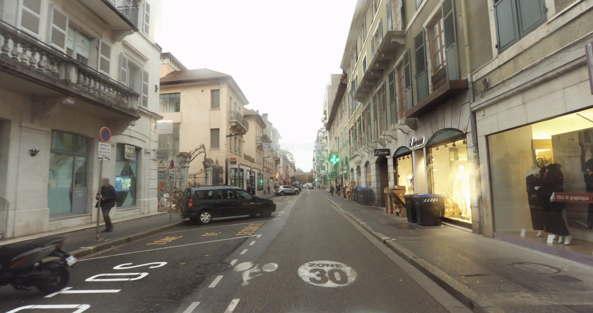 Street view near Privilodges Apparthotel, Annecy — © sogefi (CC BY-SA · Mapillary)