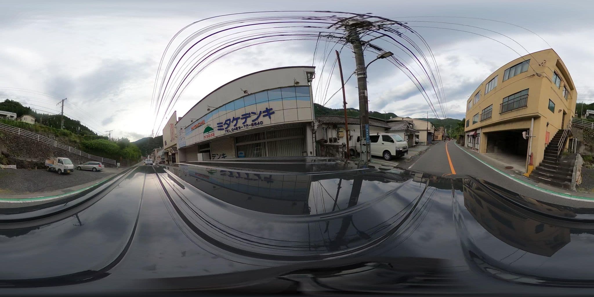 Street view near お宿 やお九, Ōme — © kojiroucircle (CC BY-SA · Mapillary)
