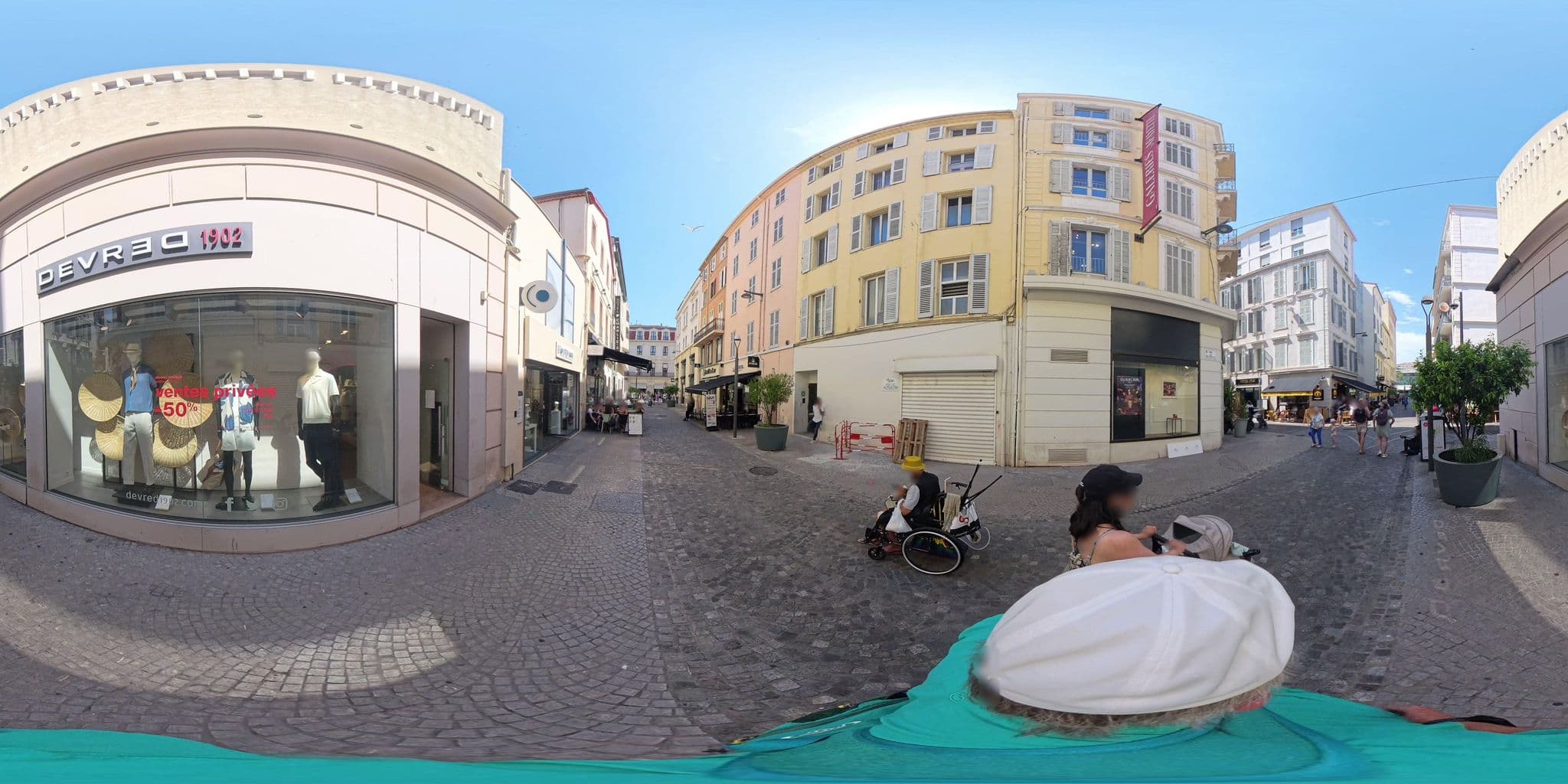 Street view near PLM, Cannes — © graharg (CC BY-SA · Mapillary)
