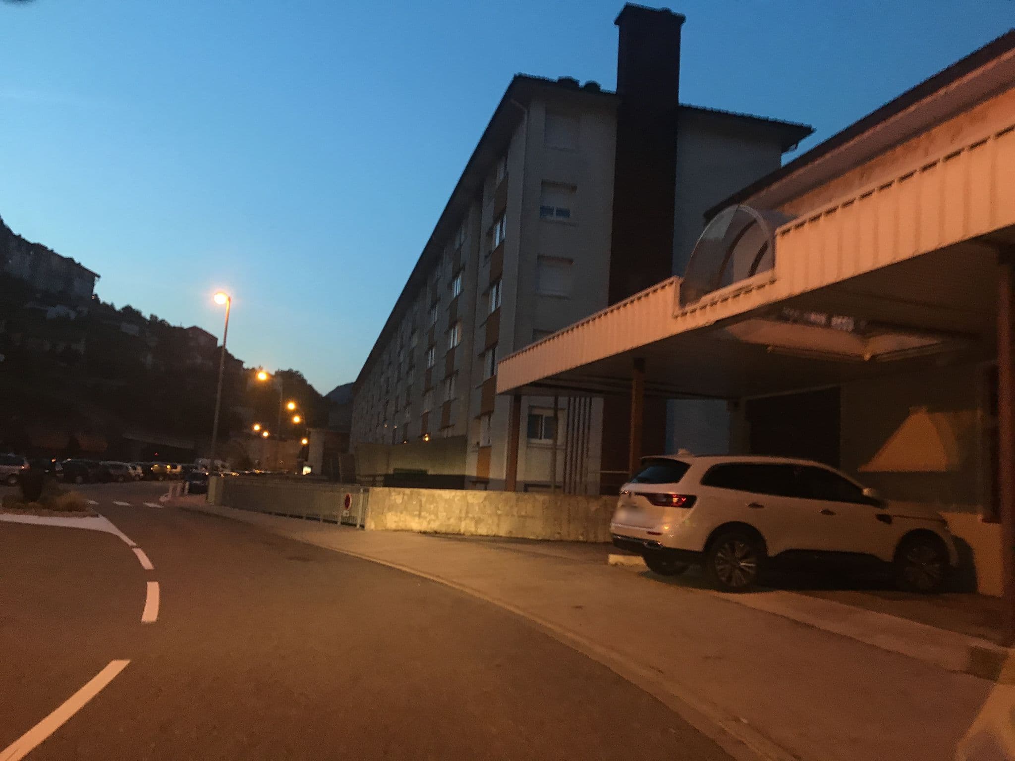 Street view near Hôtel Restaurant Jura le Panoramic, Saint-Claude — © thepriben (CC BY-SA · Mapillary)
