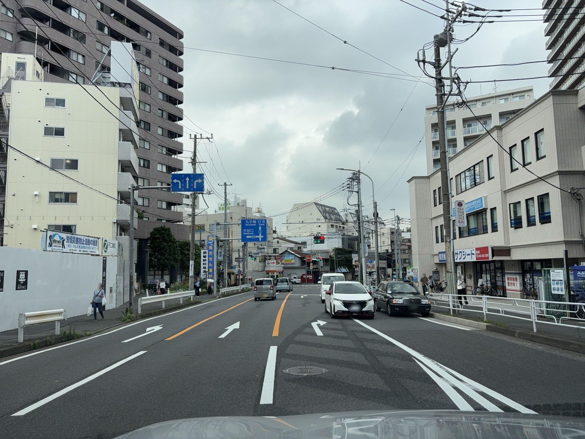 Street view near タイムズイン24, Kikuna — © Y_ZN8_23 (CC BY-SA · Mapillary)
