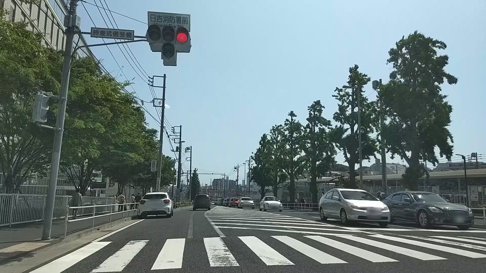 Street view near 慶應義塾大学 協生館 宿泊階, Den’enchōfu — © drivephotograph (CC BY-SA · Mapillary)