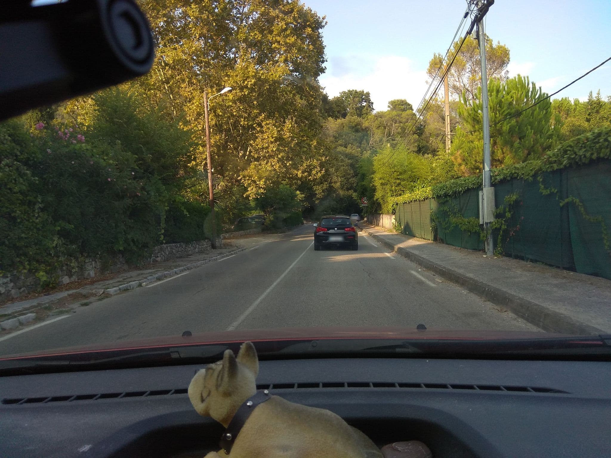 Street view near Le Clos du Loup, La Colle-sur-Loup — © supersausage (CC BY-SA · Mapillary)