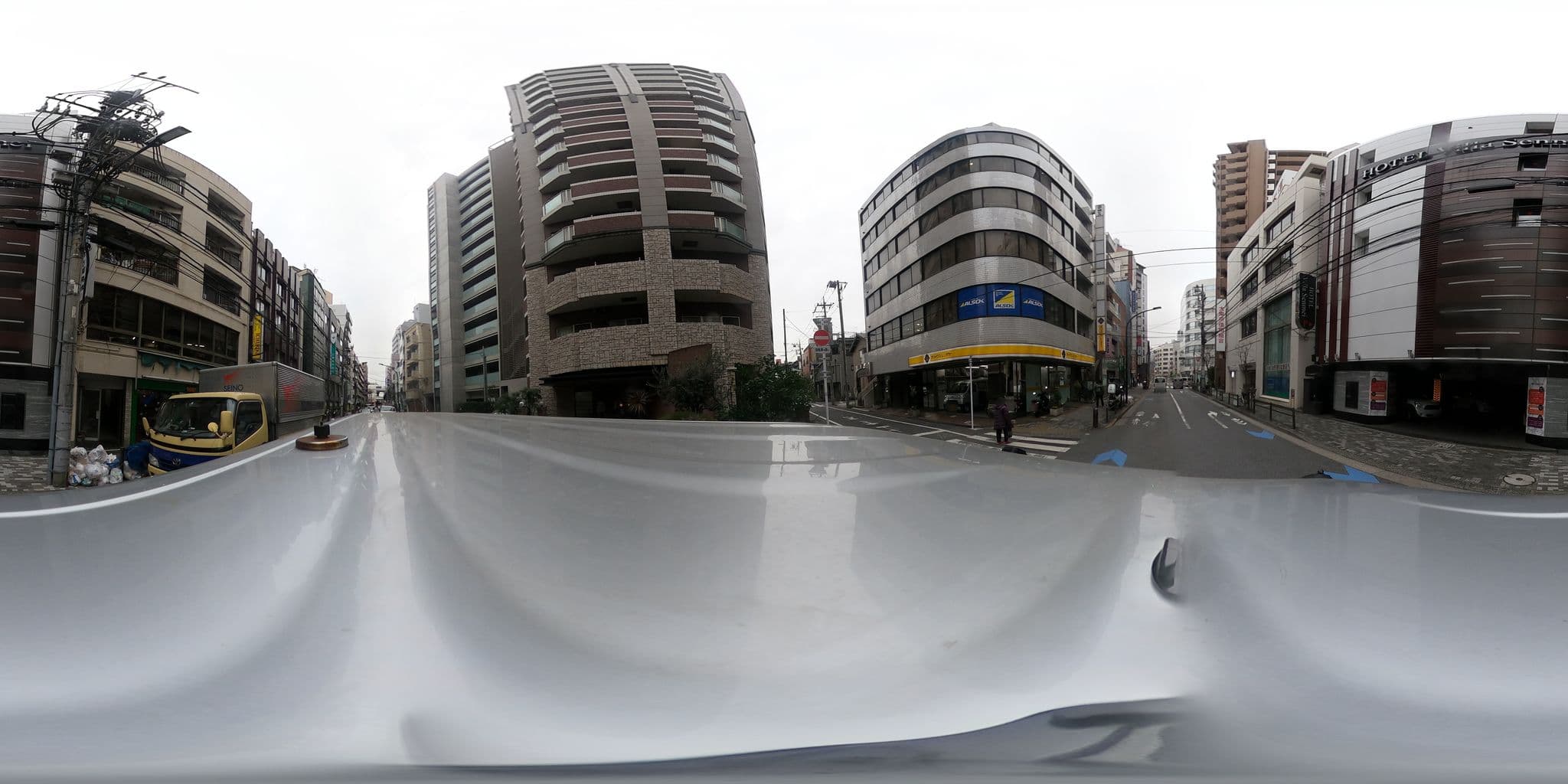 Street view near ホテル ビラ センメイ, Kamata — © kojiroucircle (CC BY-SA · Mapillary)