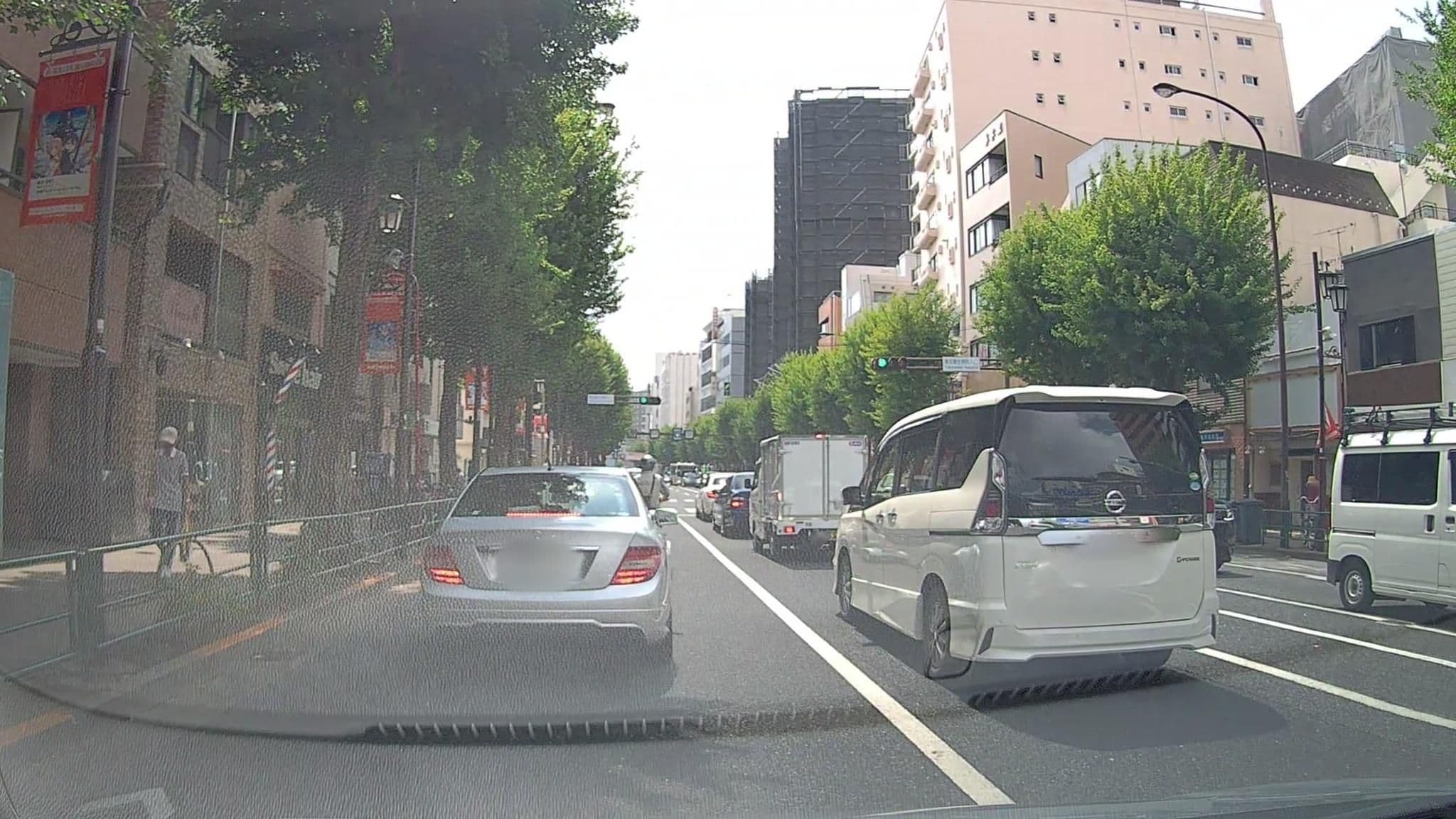 Street view near クラブイン荻窪, Ogikubo — © mzaki (CC BY-SA · Mapillary)