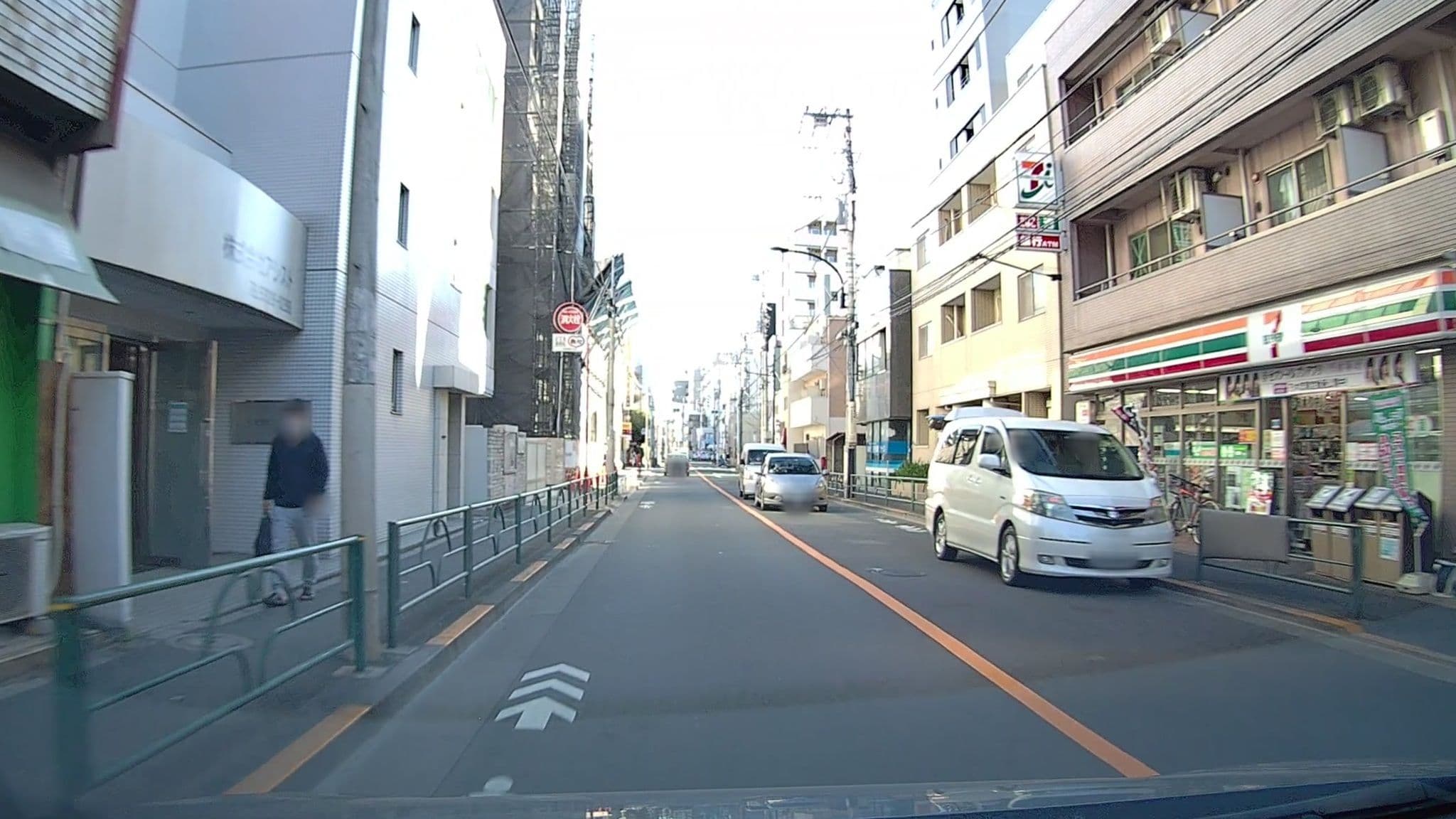 Street view near Yadoya Guesthouse, Nakano — © mzaki (CC BY-SA · Mapillary)