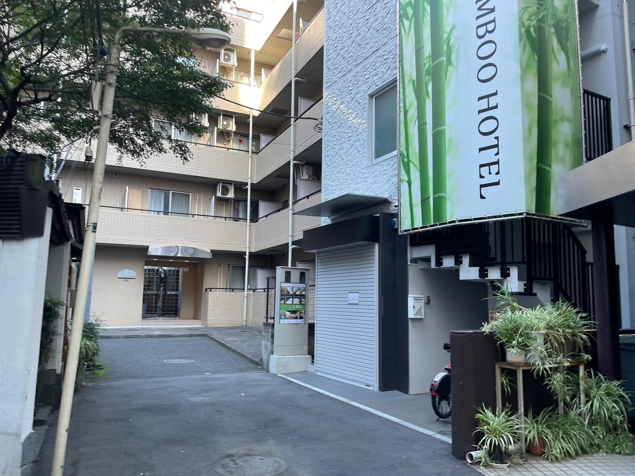 Street view near 渋谷カプセルバンブーホテル, Sakuragaokachō — © musashino5 (CC BY-SA · Mapillary)