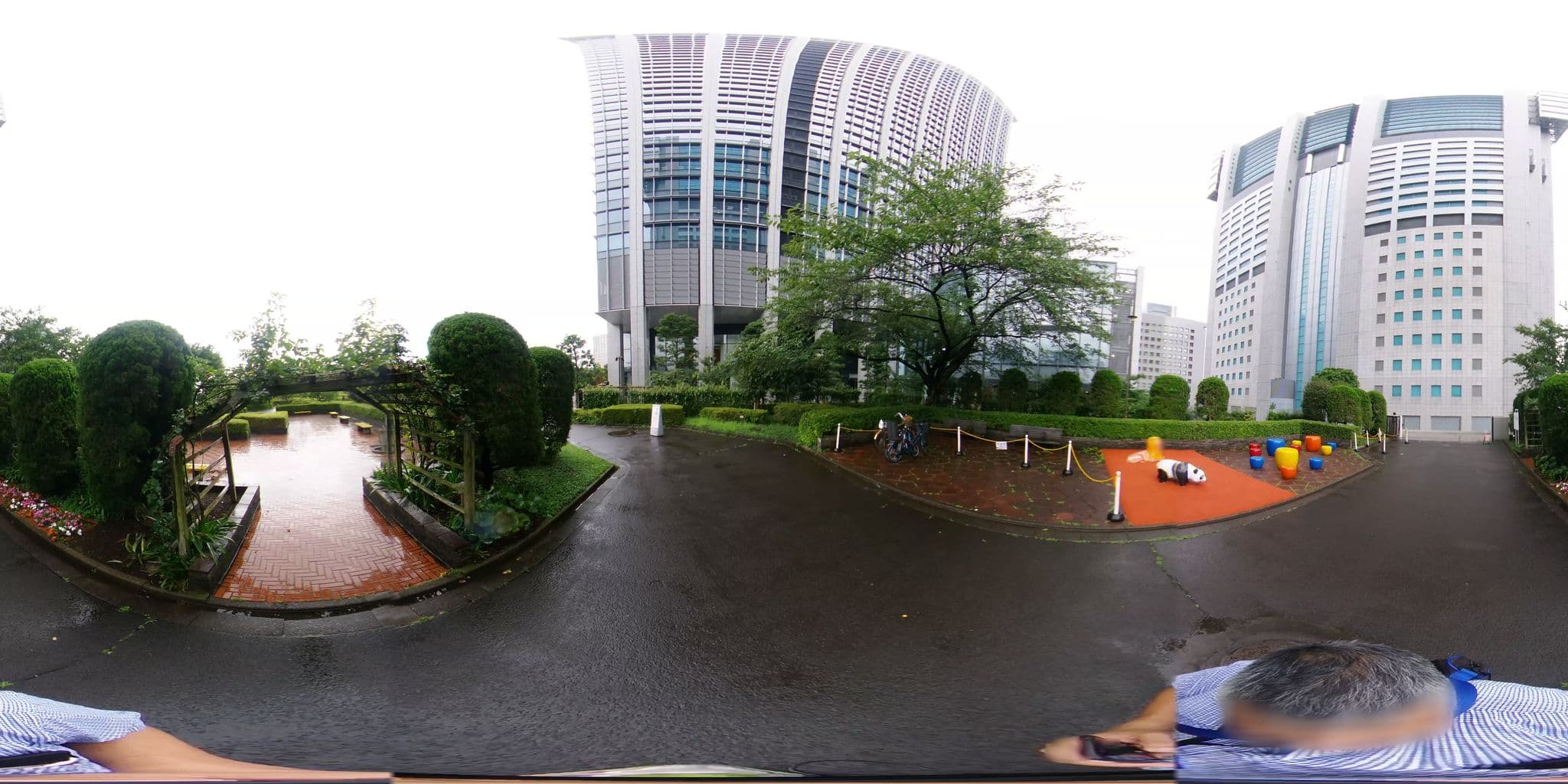 Street view near ロサンジェルス バルコニー テラスレストラン&ムーンバー, Takanawa — © potaro67v (CC BY-SA · Mapillary)