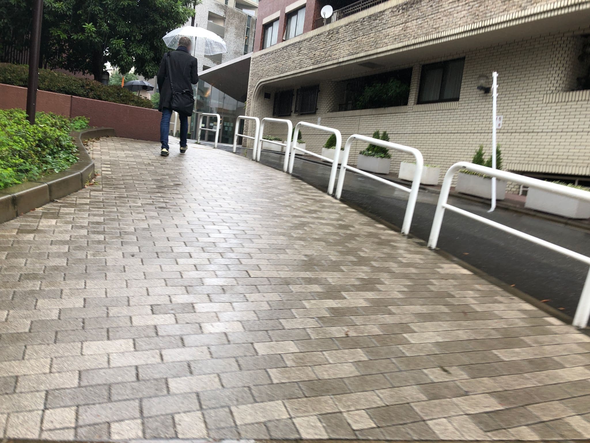 Street view near Swimming Pool, Ebisu — © gwalker7 (CC BY-SA · Mapillary)
