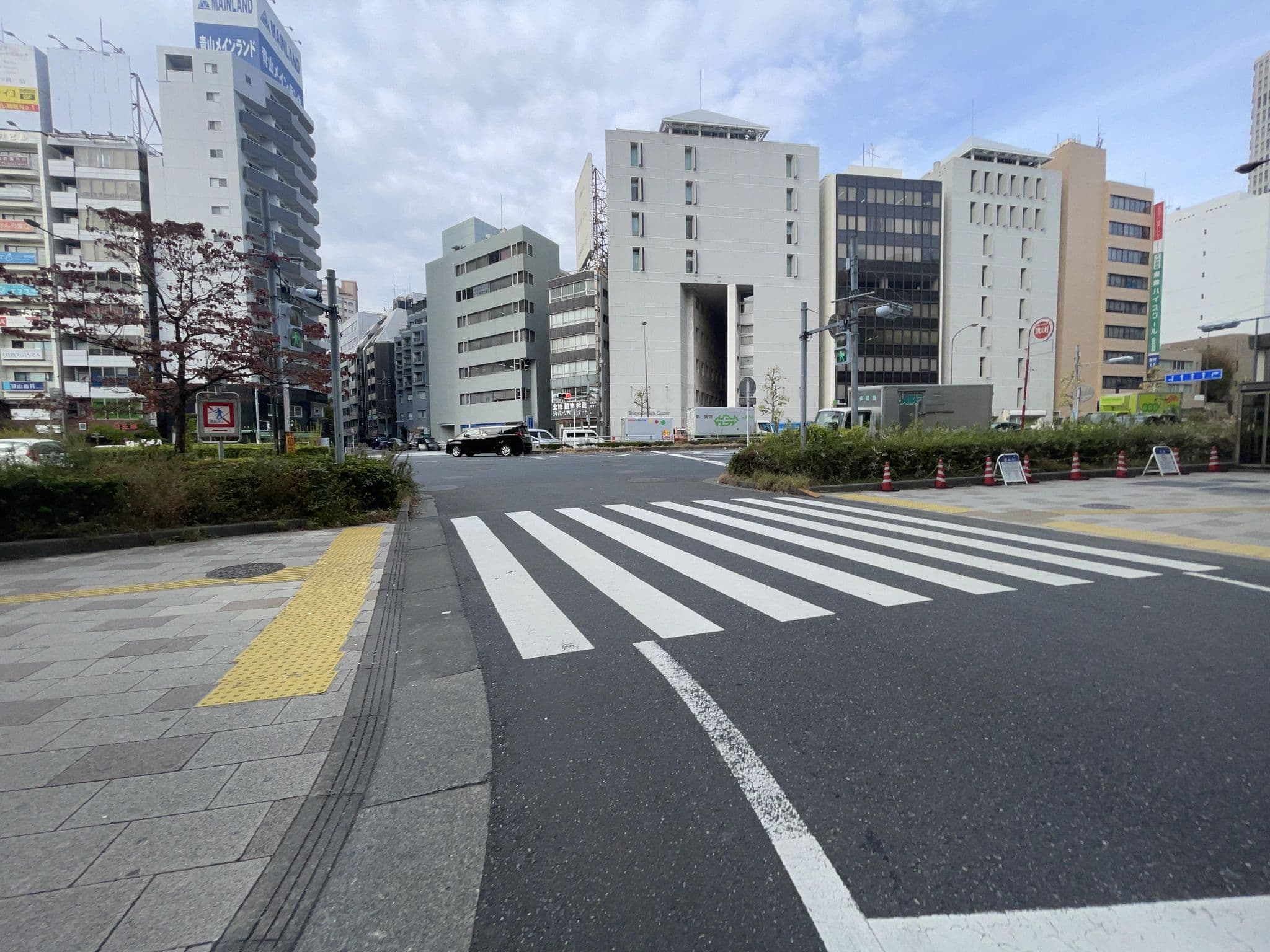 Street view near 東急ステイ五反田, Higashigotanda — © musashino5 (CC BY-SA · Mapillary)