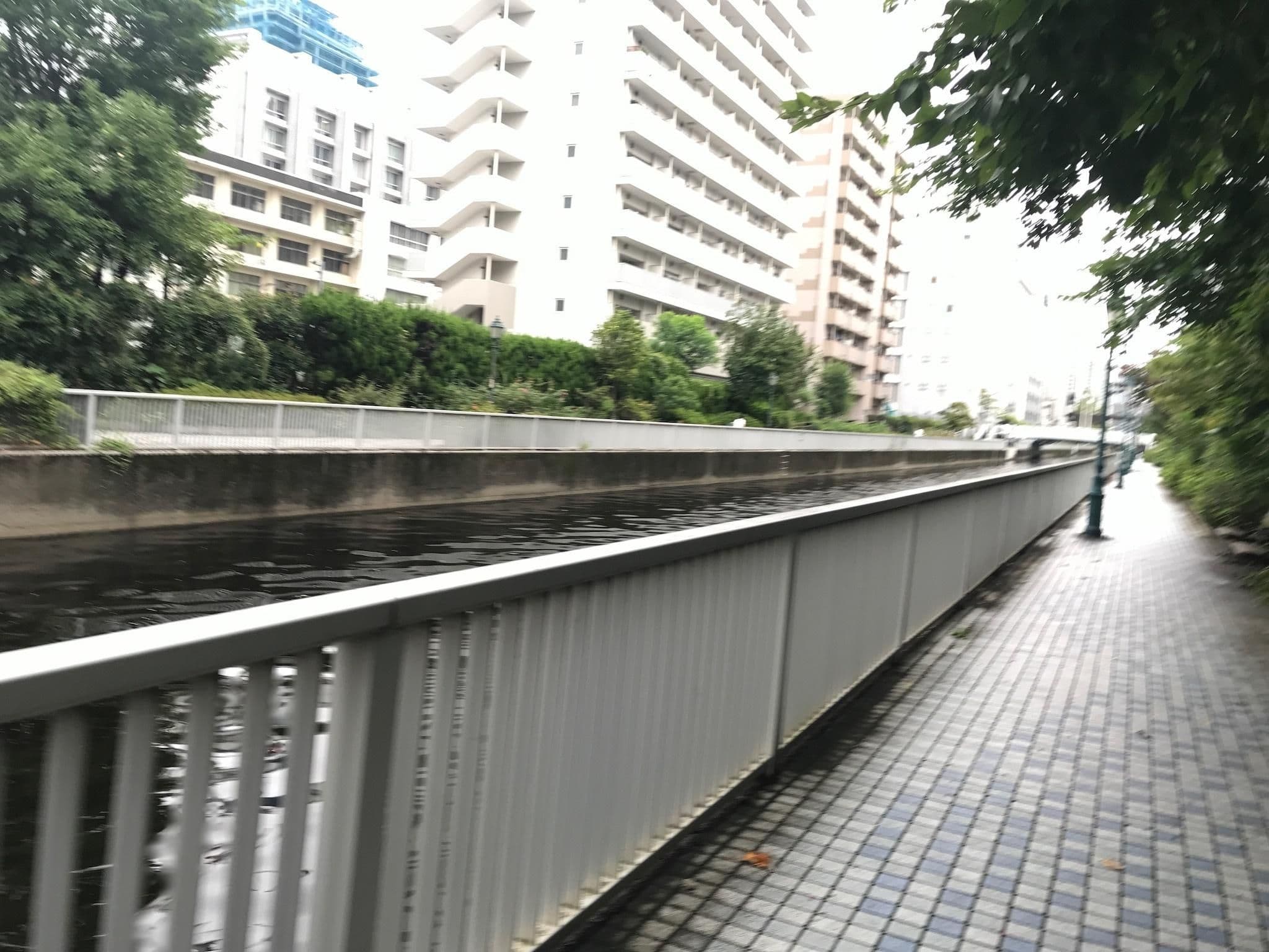 Street view near bnb+ 東京田町, Kaigan — © musashino5 (CC BY-SA · Mapillary)