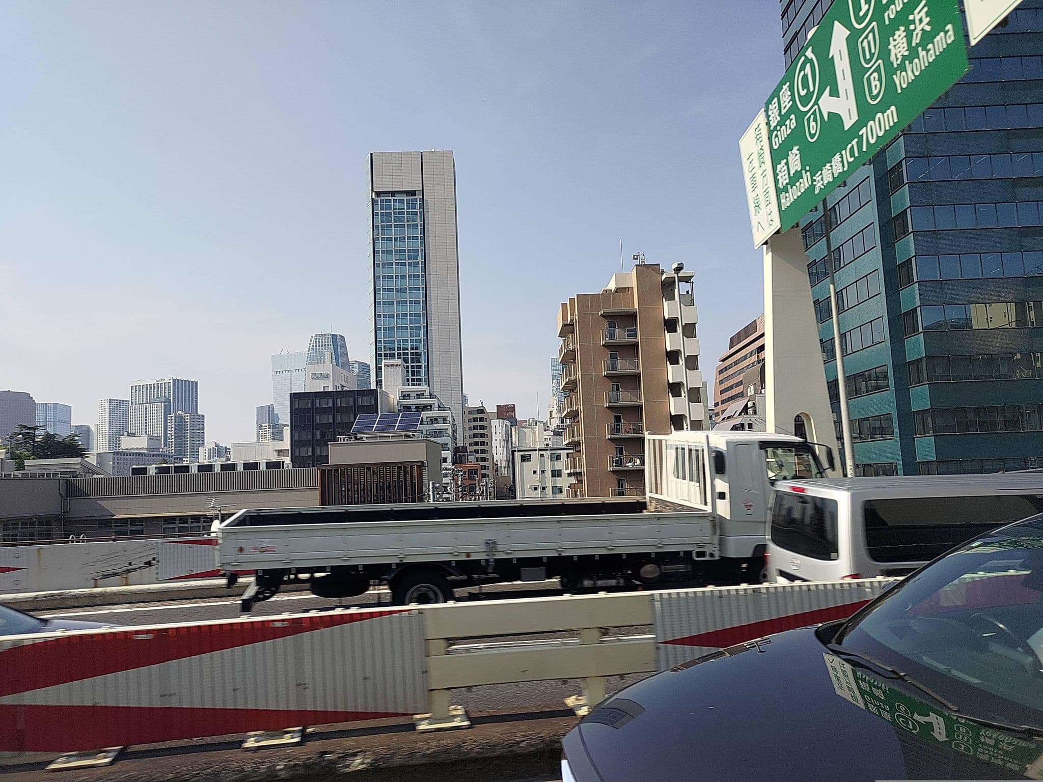 Street view near 金丸lium, Hamamatsuchō — © ChenJJ (CC BY-SA · Mapillary)