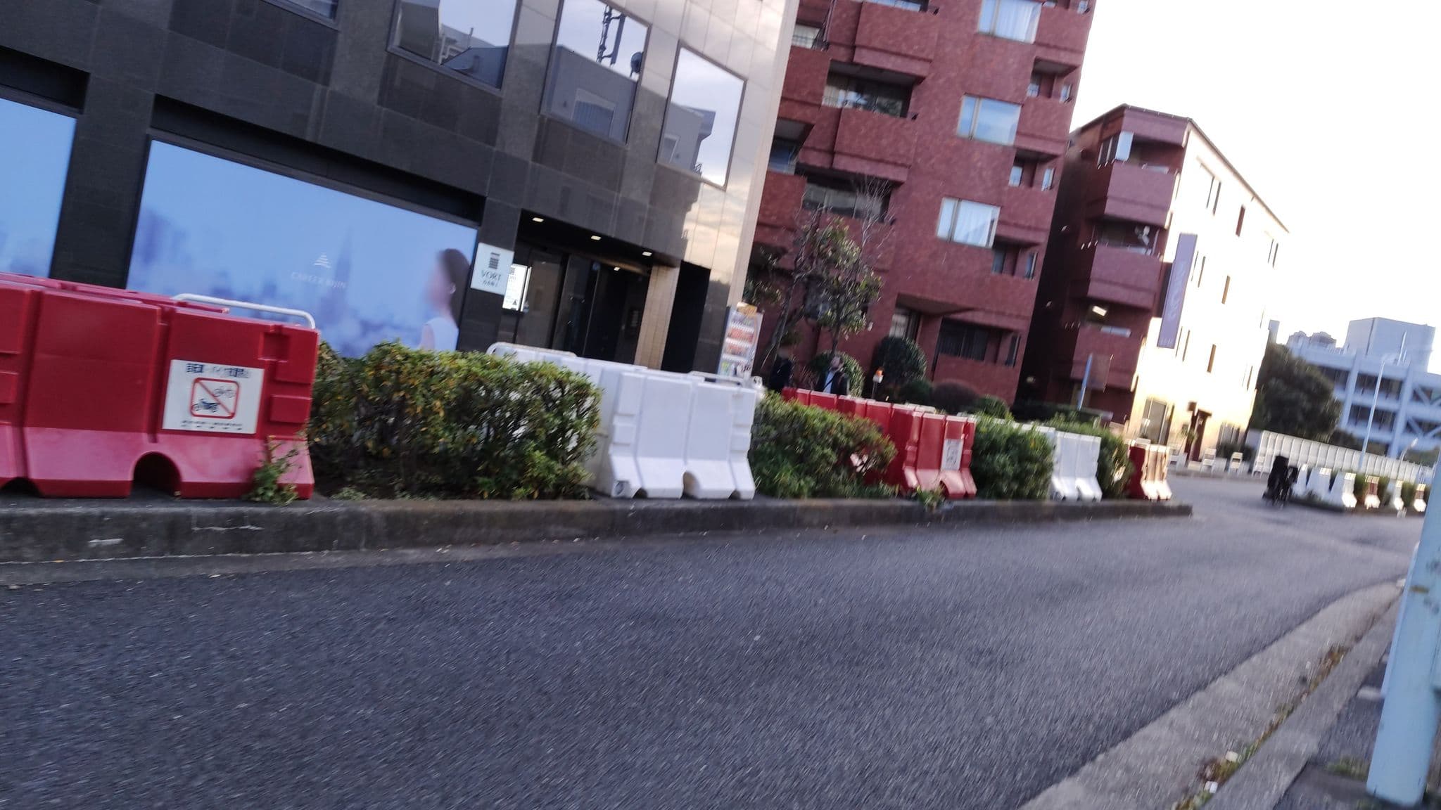 Street view near Space Roppongi, Roppongi — © gwalker7 (CC BY-SA · Mapillary)