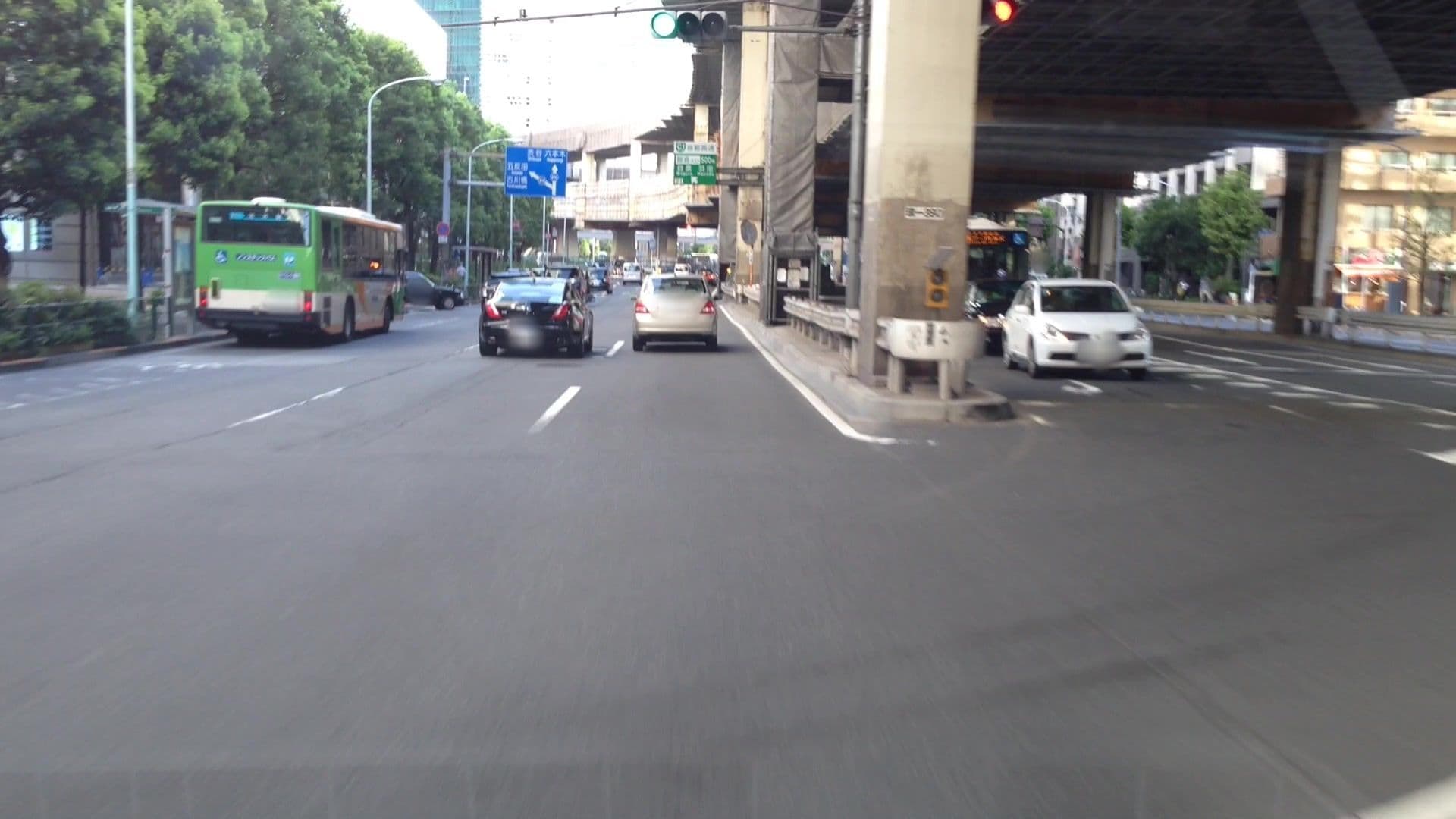 Street view near ガーデンプール (Garden Pool), Toranomon — © lvl5 (CC BY-SA · Mapillary)
